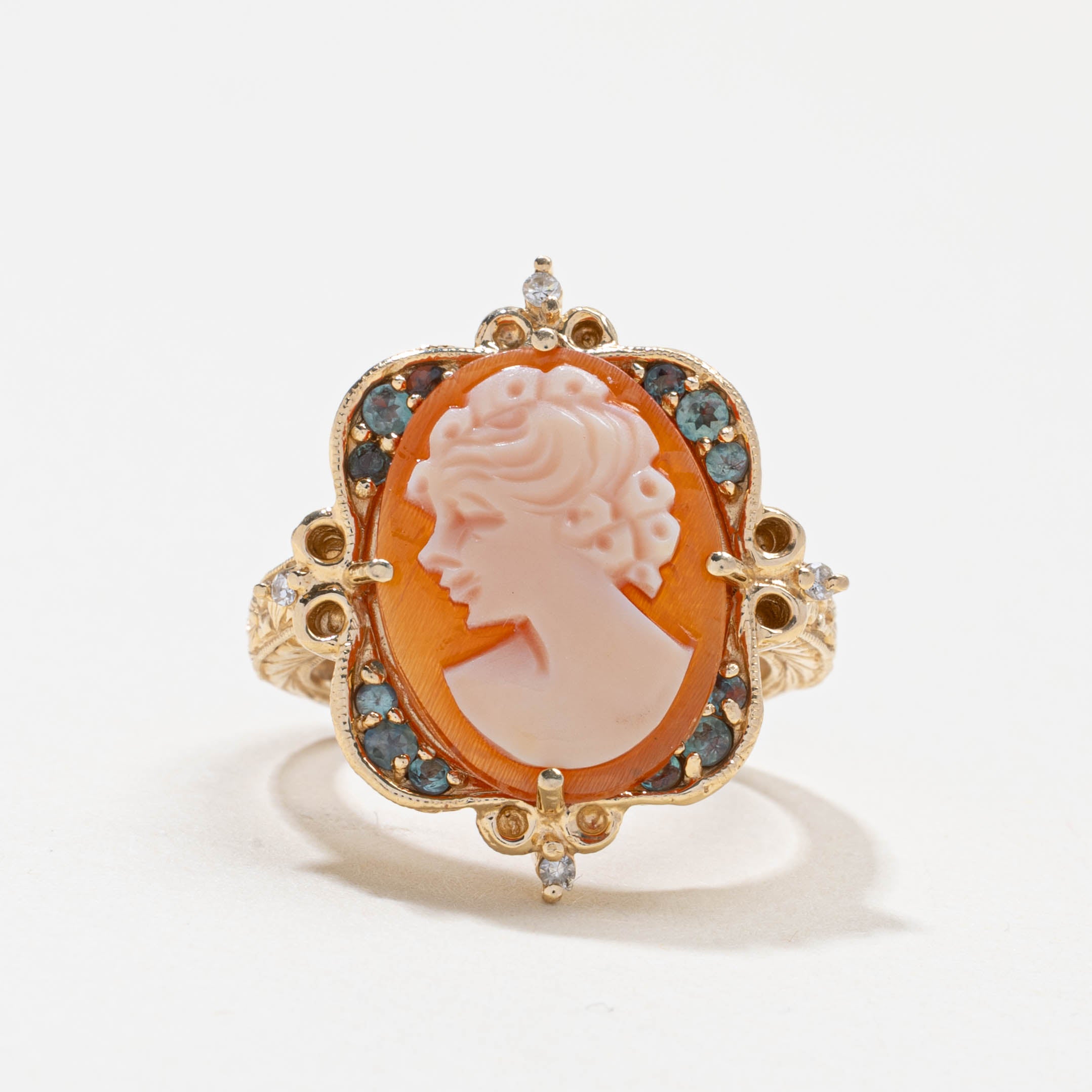 14k Shell Cameo & Mixed Gemstone Accented Ring | 3.00ct, 0.10ctw | SZ 6.25