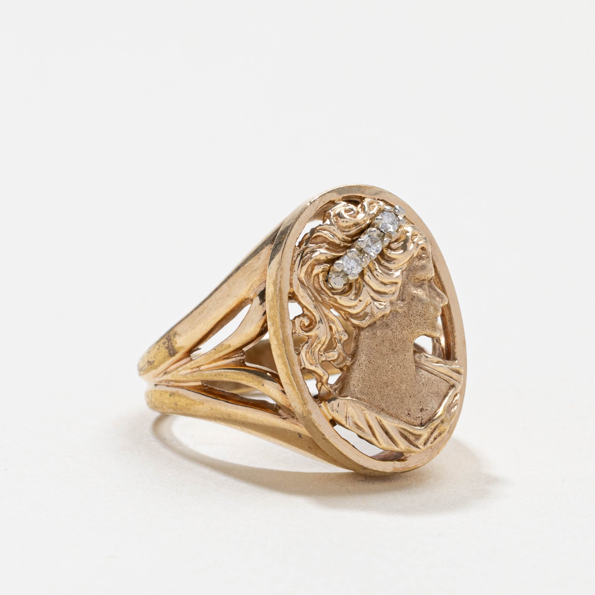 10k White Sapphire Portrait Ring | 0.05ctw | SZ 4.5
