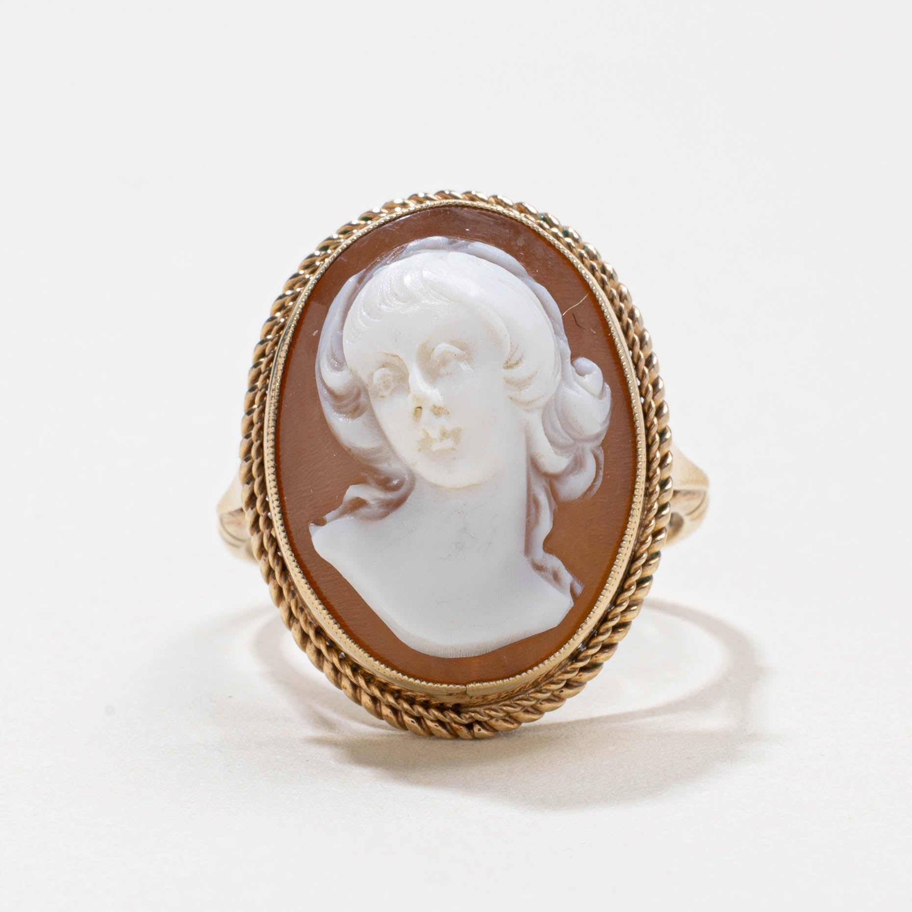 1965 Birmingham 9k Shell Cameo Ring | 6.00ct | SZ 8.5