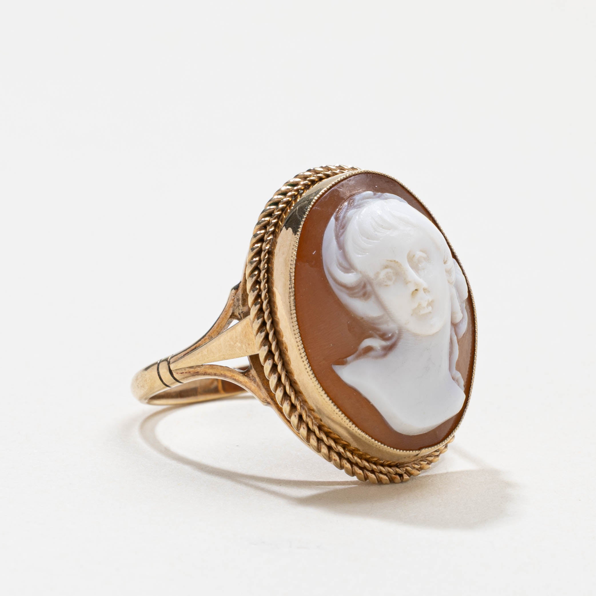 1965 Birmingham 9k Shell Cameo Ring | 6.00ct | SZ 8.5