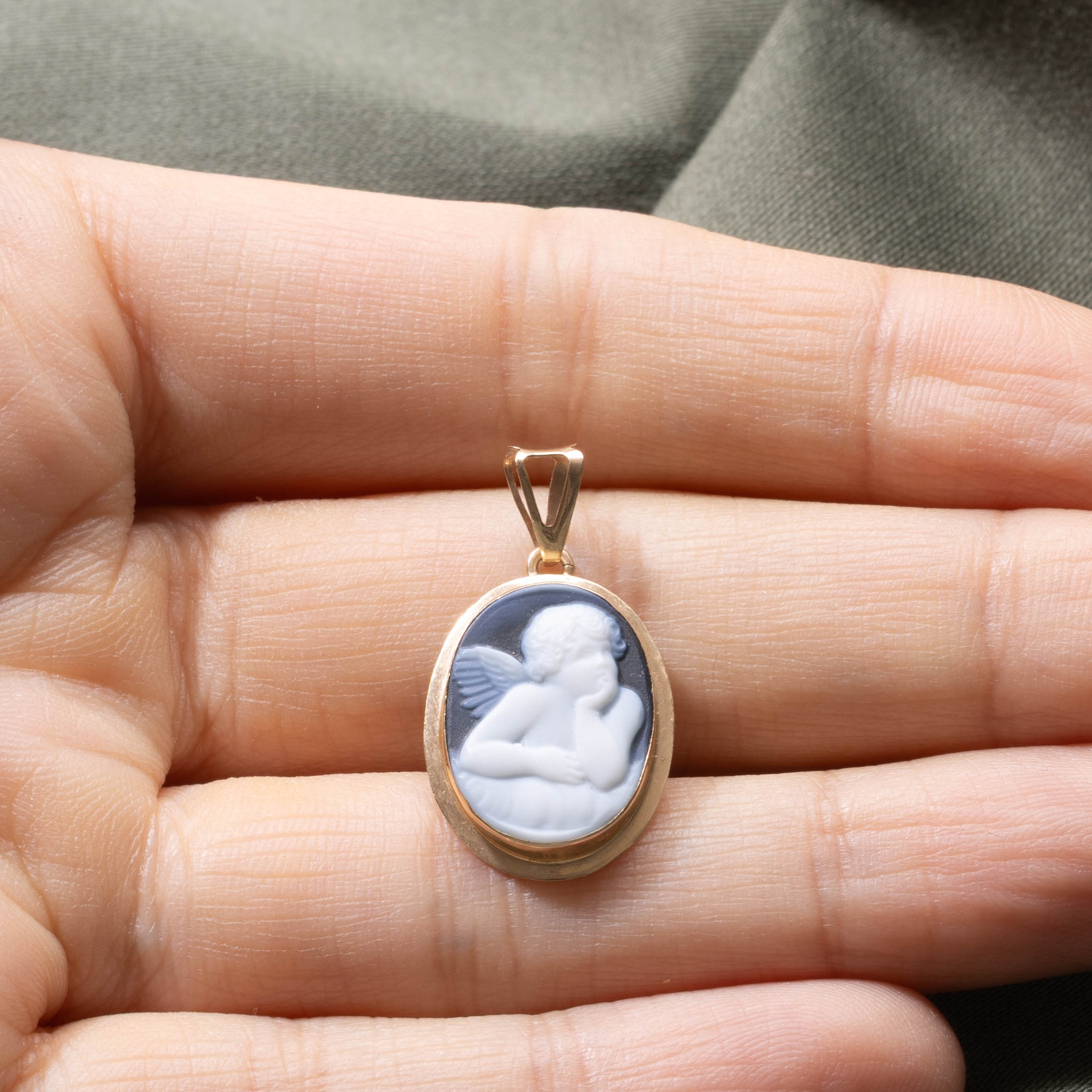 Italian 10k Cherub Shell Cameo Pendant | 3.00ct