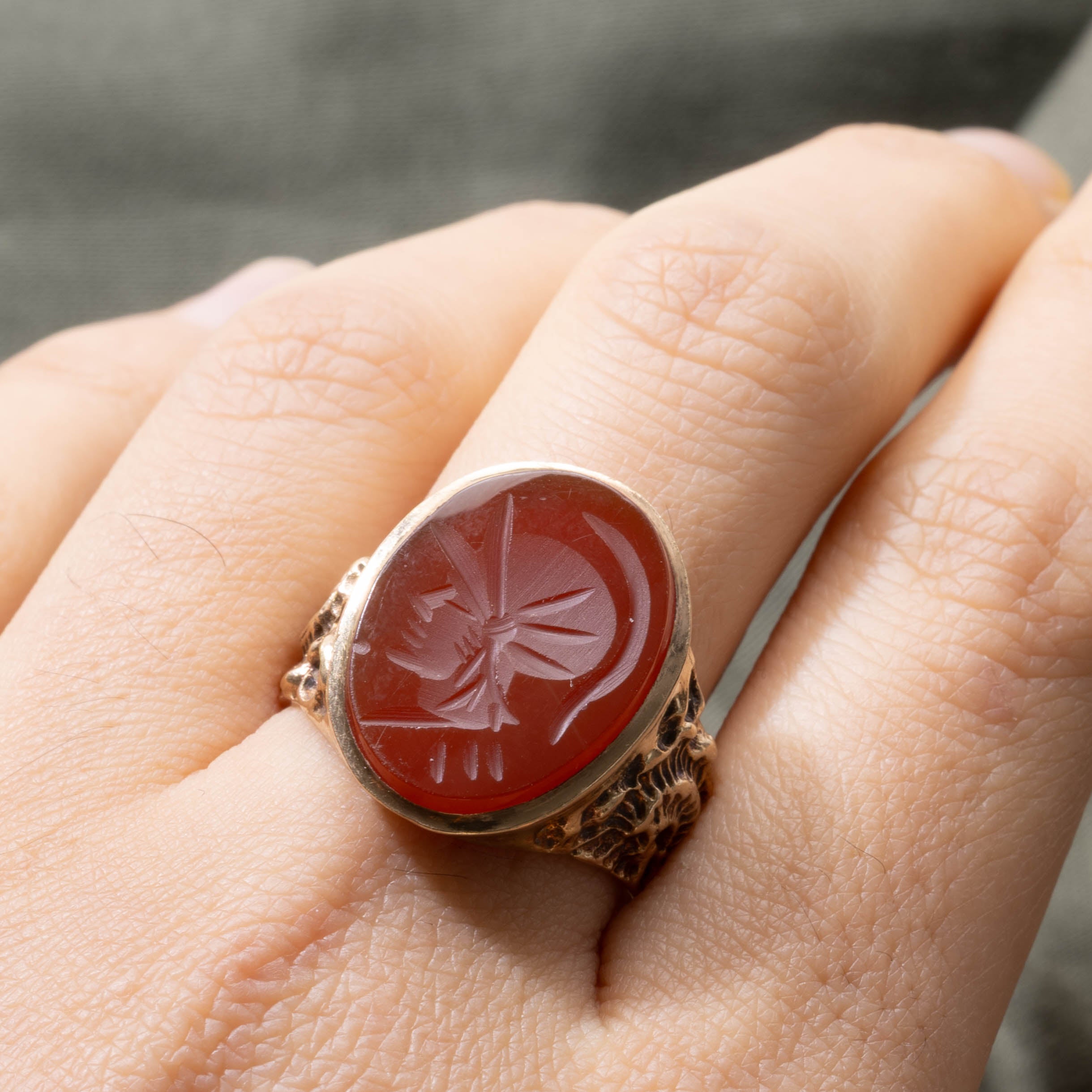1973 London 9k Carnelian Intaglio Ring | 5.00ct | SZ 9.5