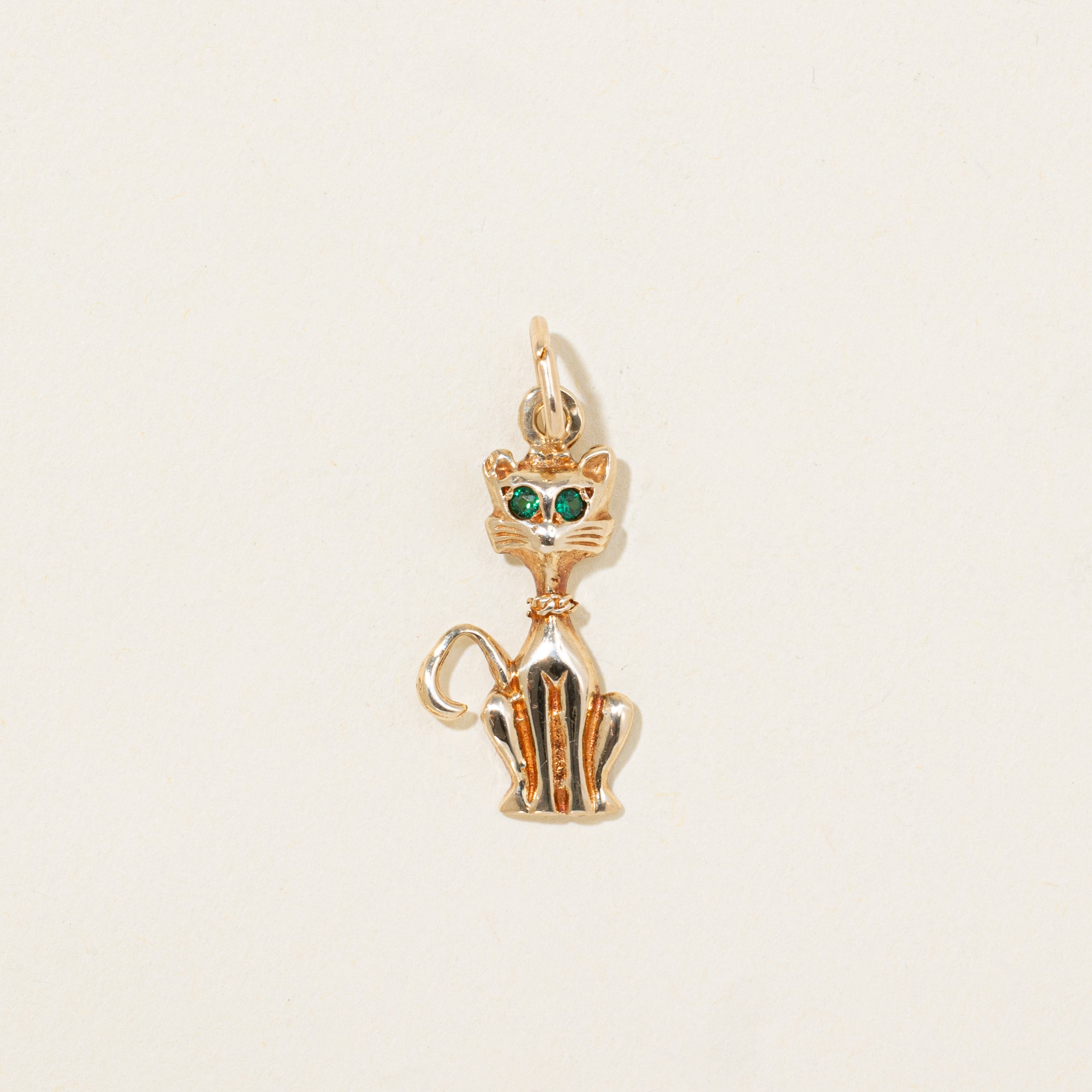 Synthetic Emerald Cat Pendant | 0.02ctw