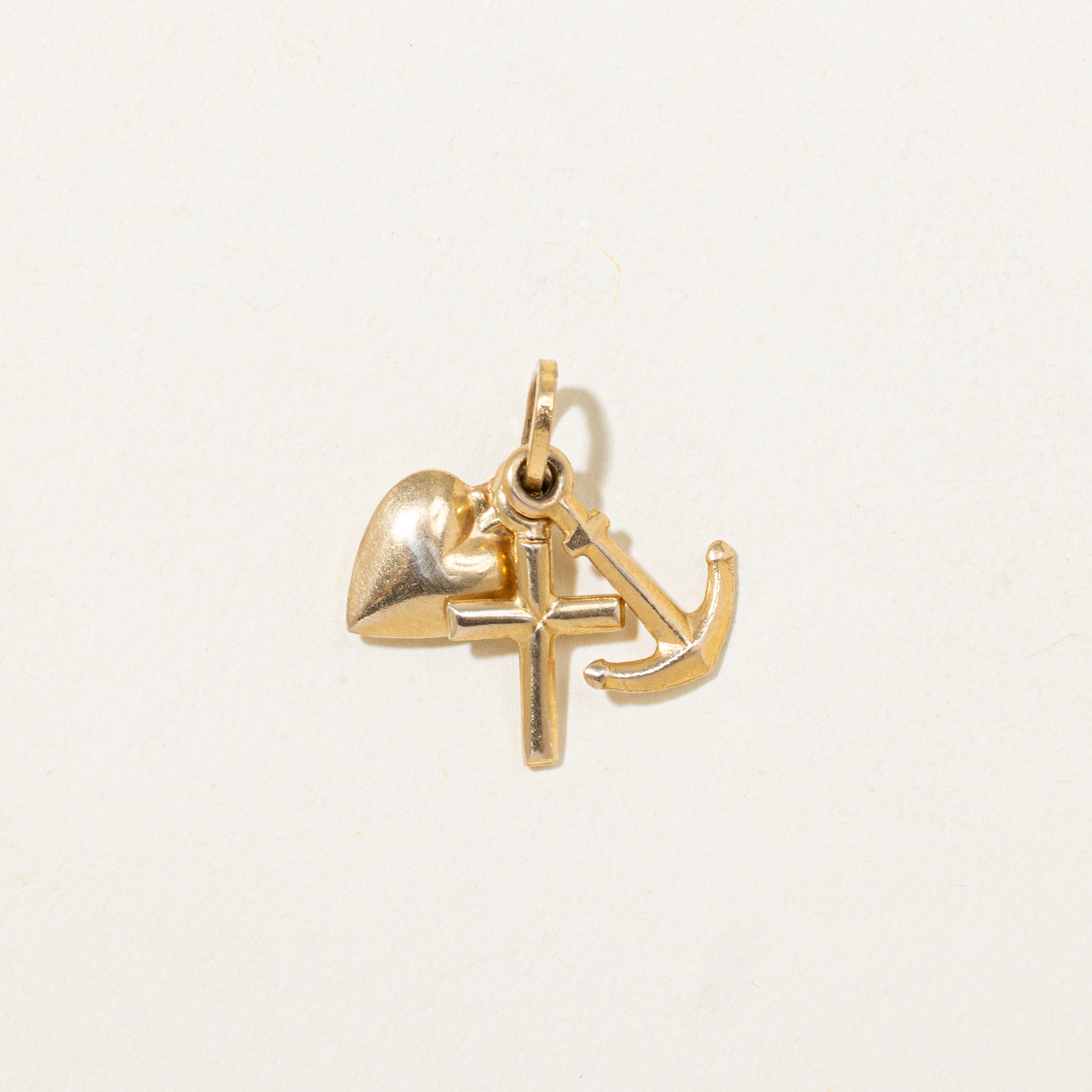 18k Yellow Gold "Love, Faith, and Hope" Charm