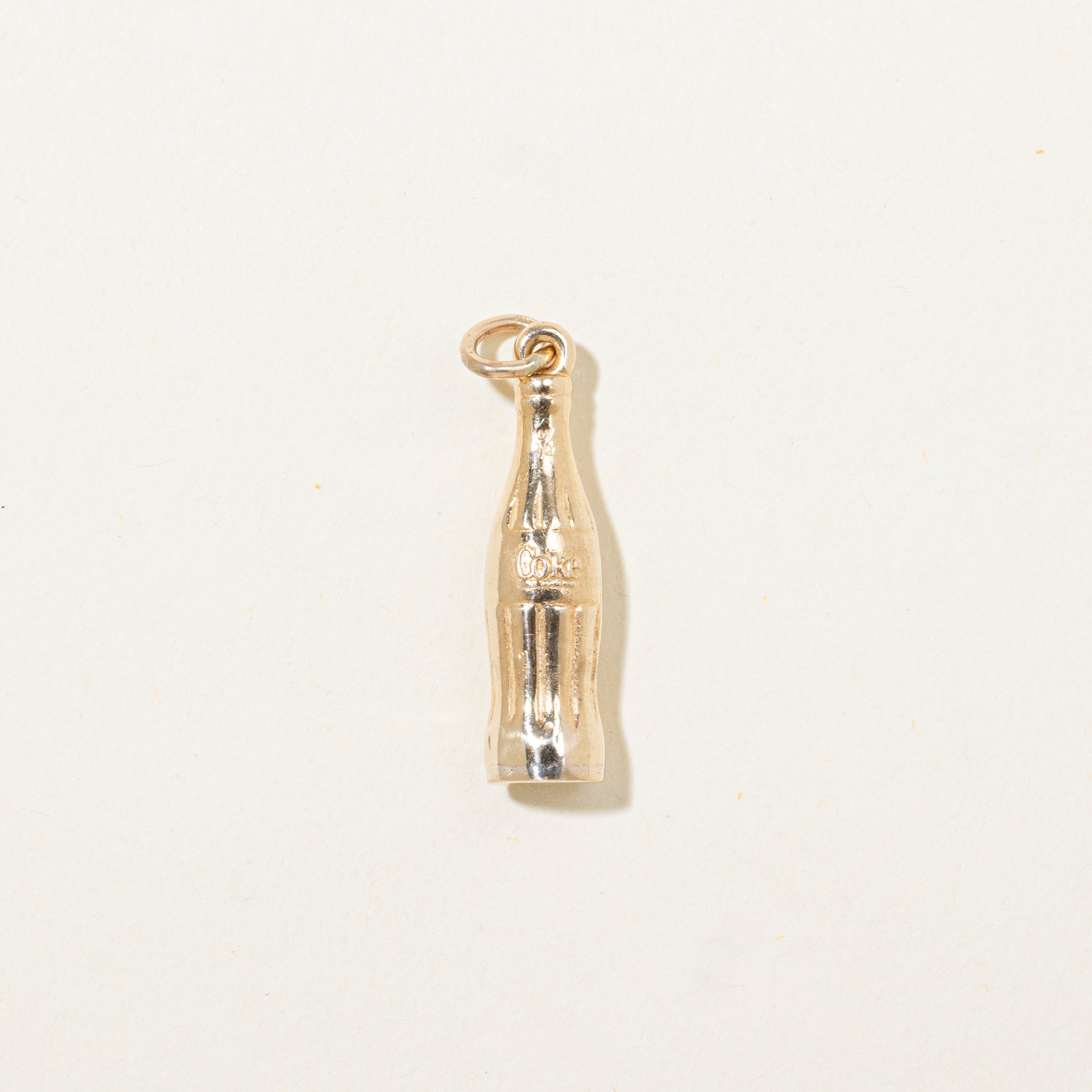 Breloque Coca-Cola en or jaune 10 carats