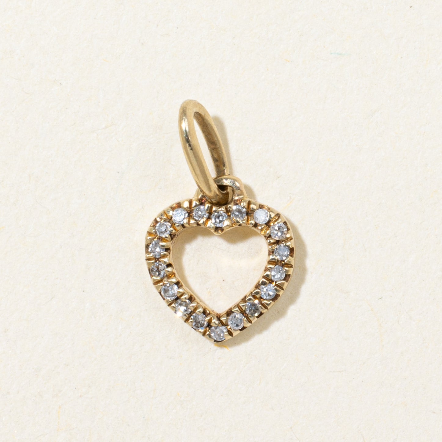 Breloque en forme de cœur en or jaune 10 carats