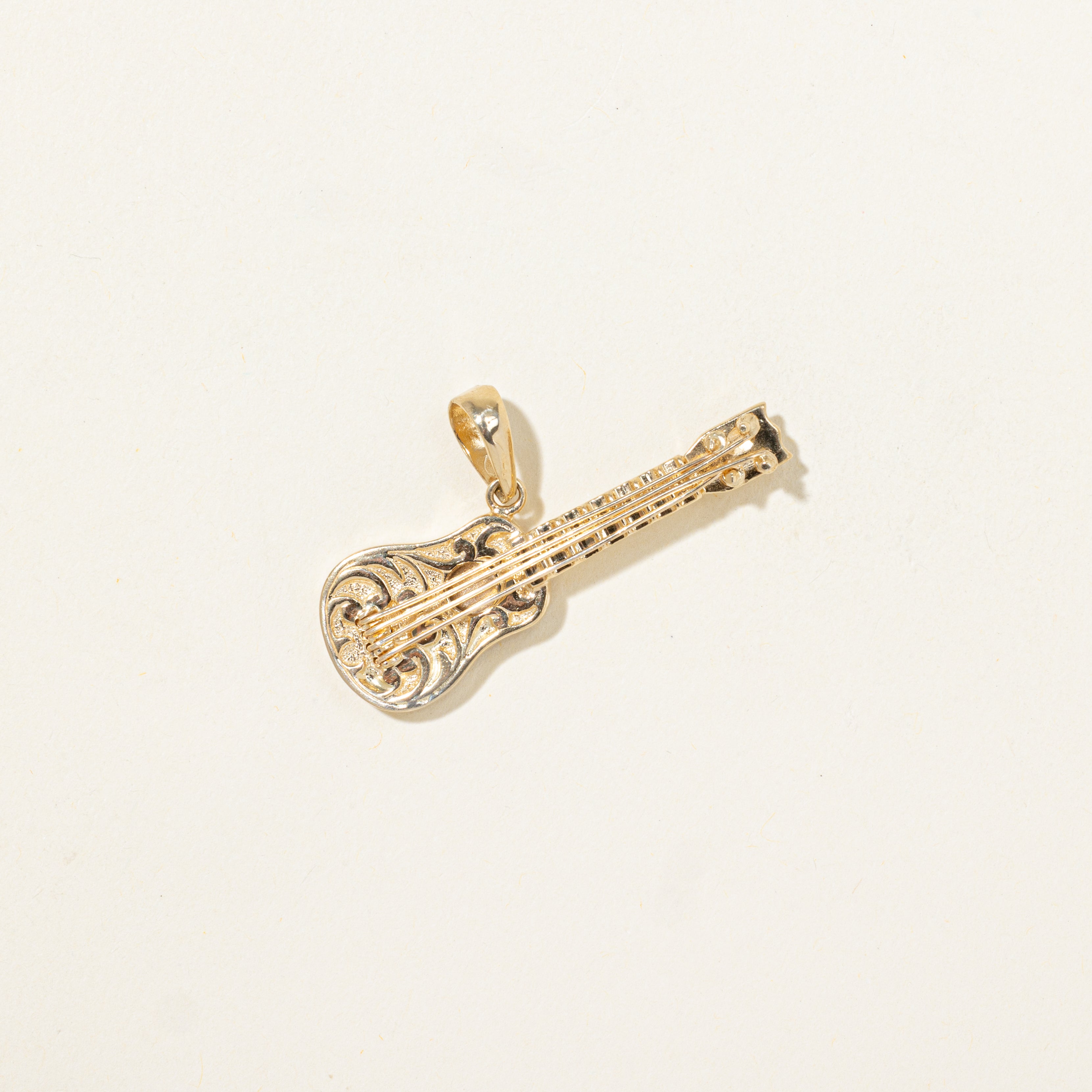 14k Yellow Gold Guitar Pendant