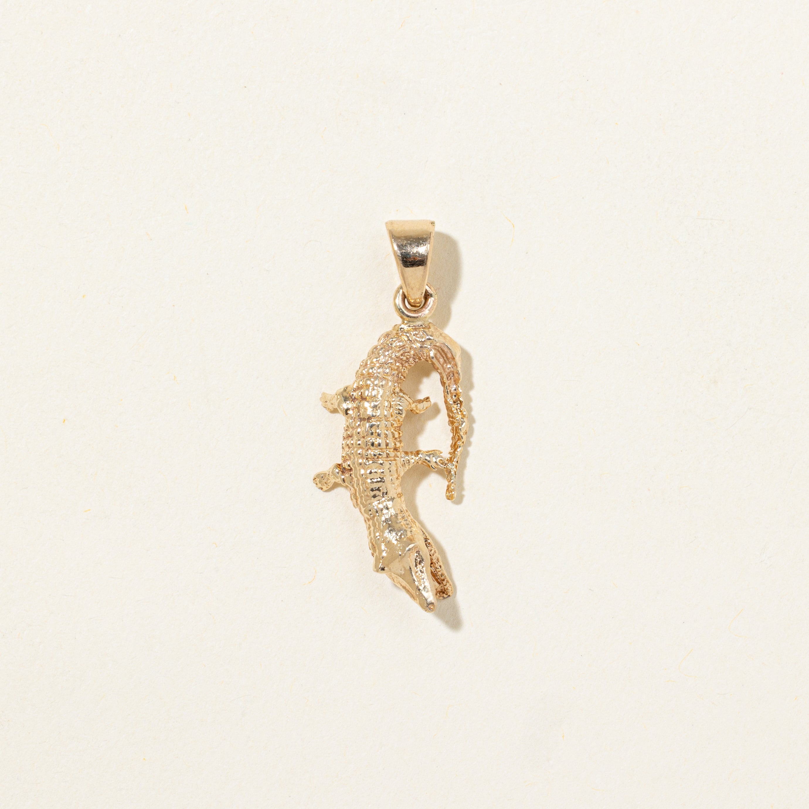14k Yellow Gold Crocodile Pendant