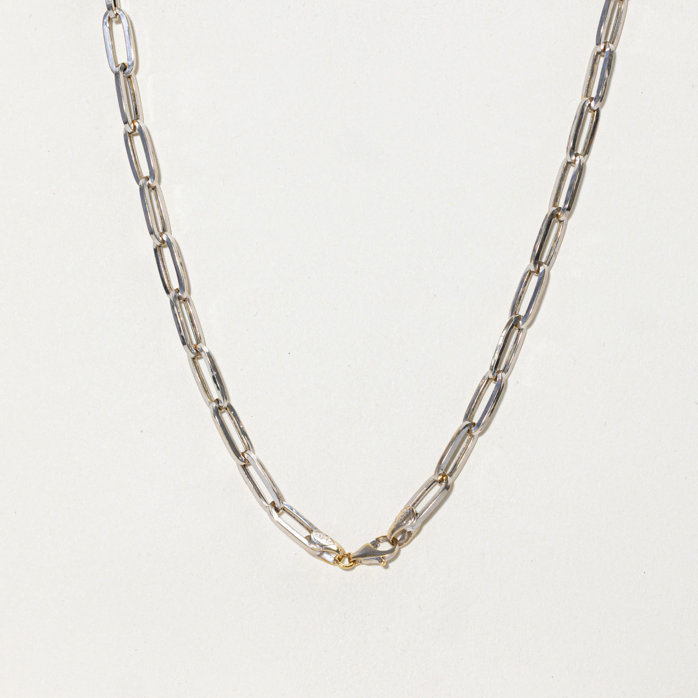 18k White Gold Paperclip Chain | 22"
