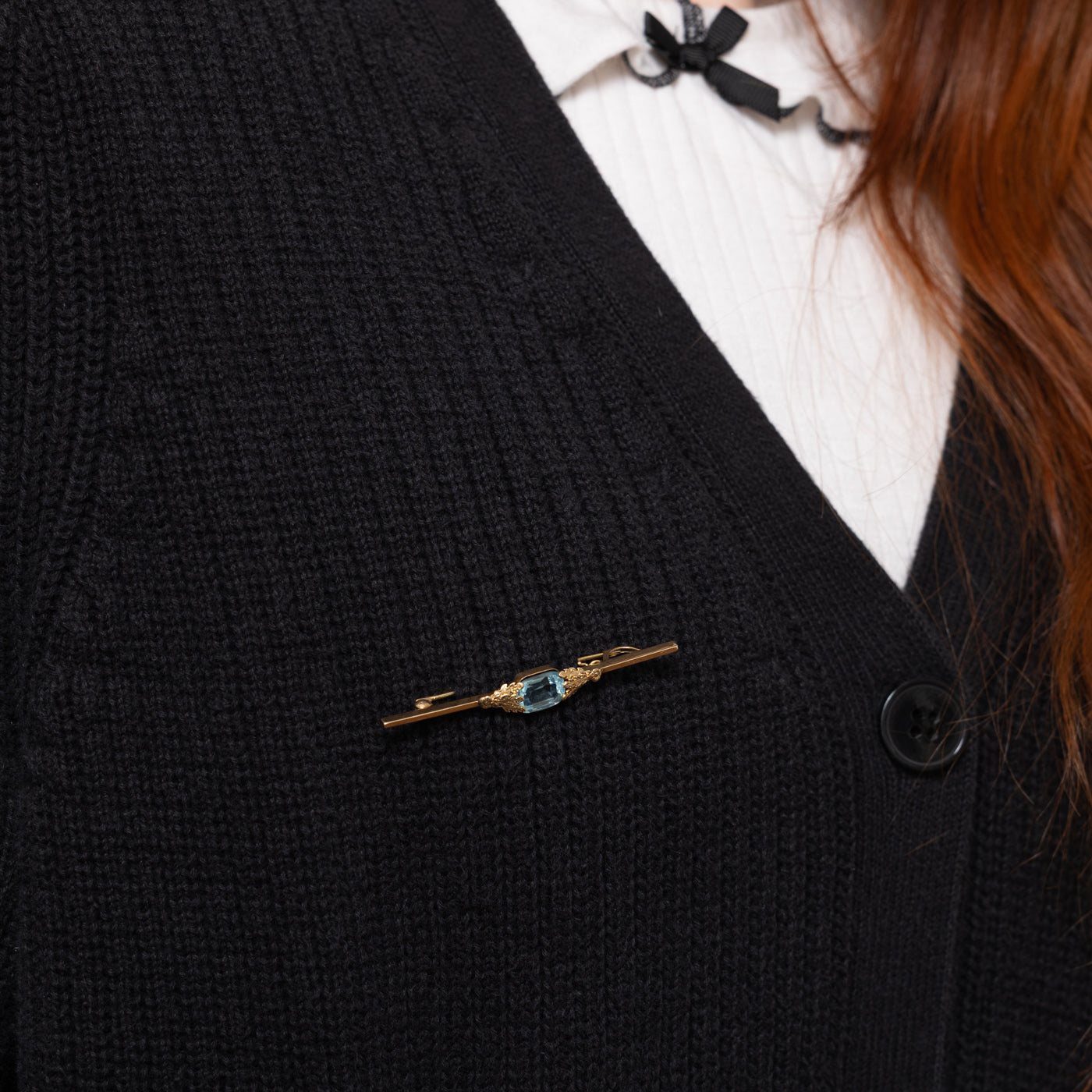 Blue Glass Leaf Motif Brooch | 2.66ct