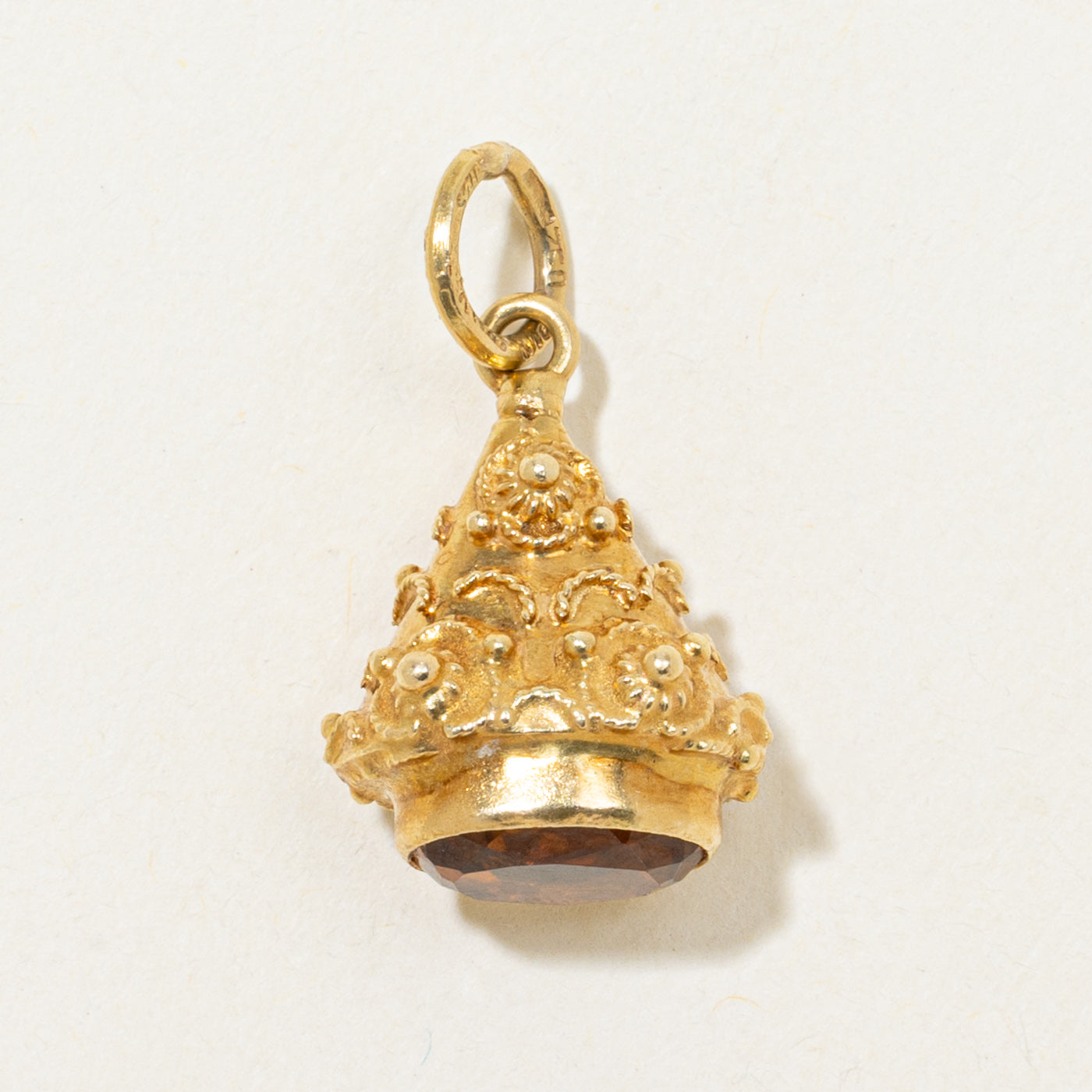 18k Citrine Scrollwork Seal Fob Pendant | 2.16ct