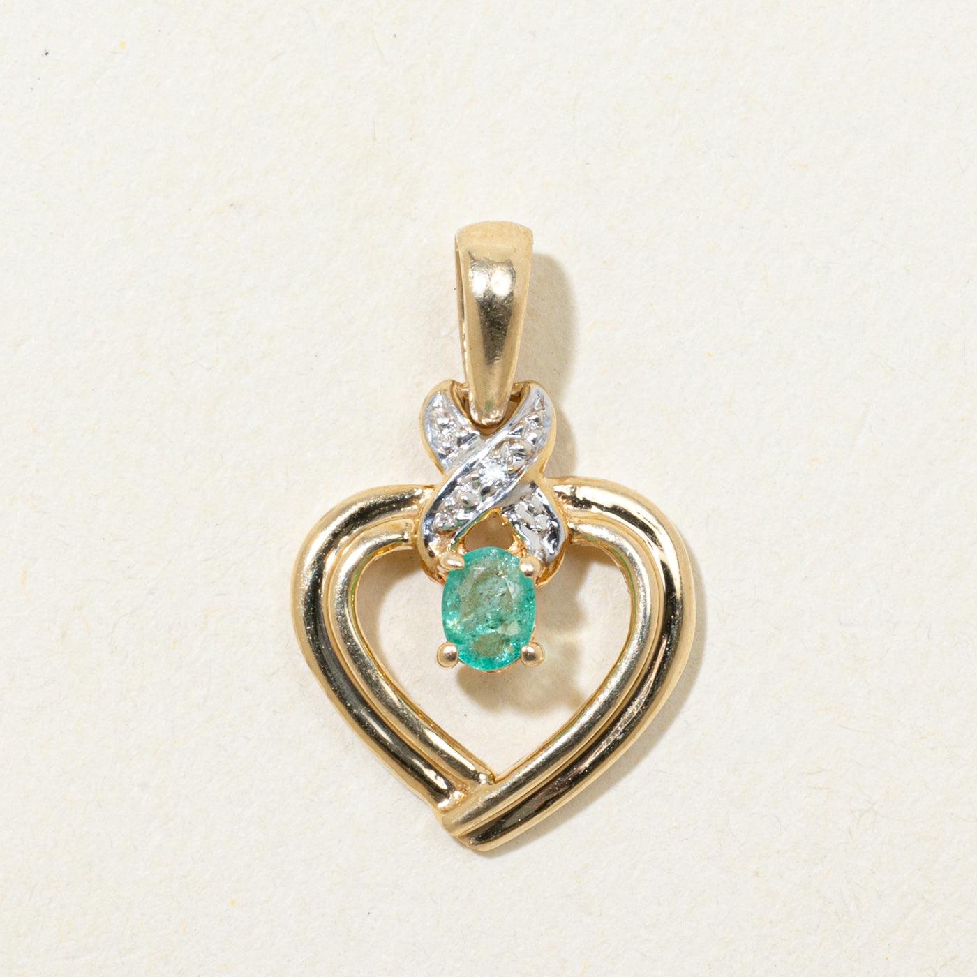Emerald & Diamond Open Heart Pendant | 0.12ct, 0.003ct