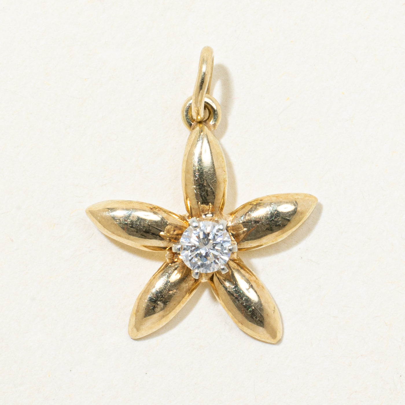 Diamond Flower Pendant | 0.12ct