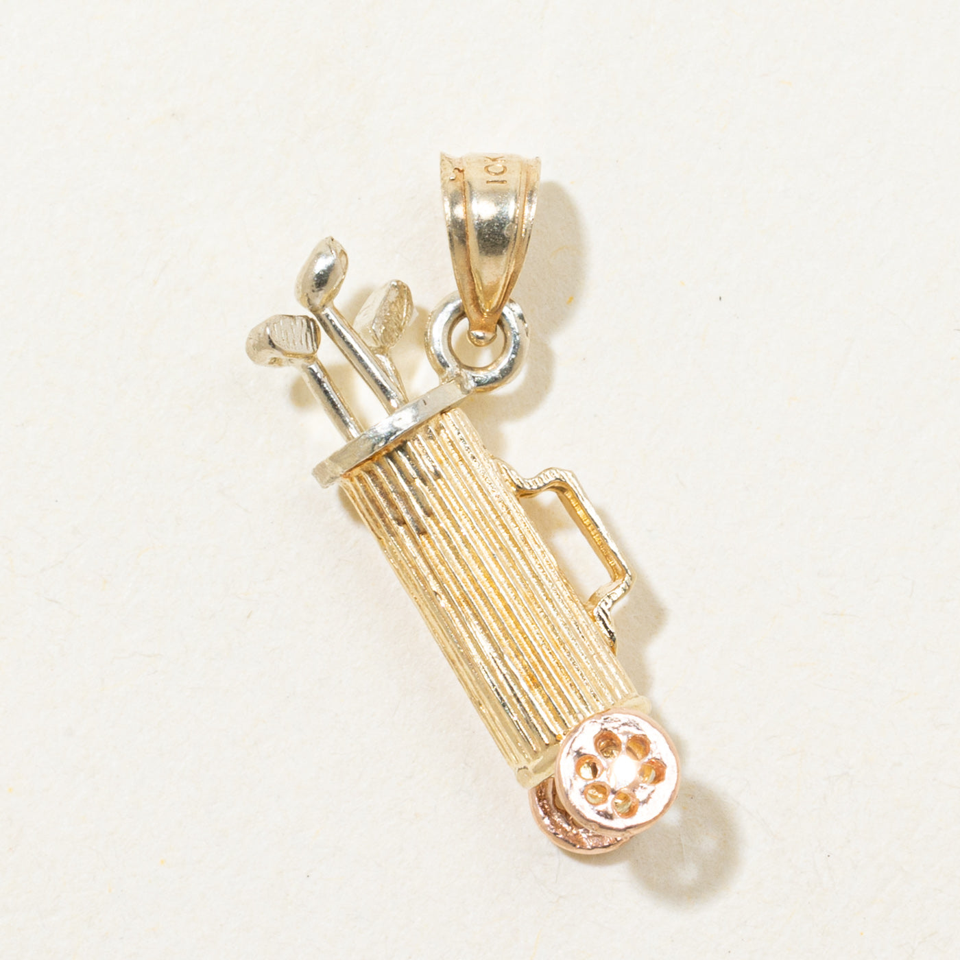10k Golf Clubs & Golf Bag Pendant