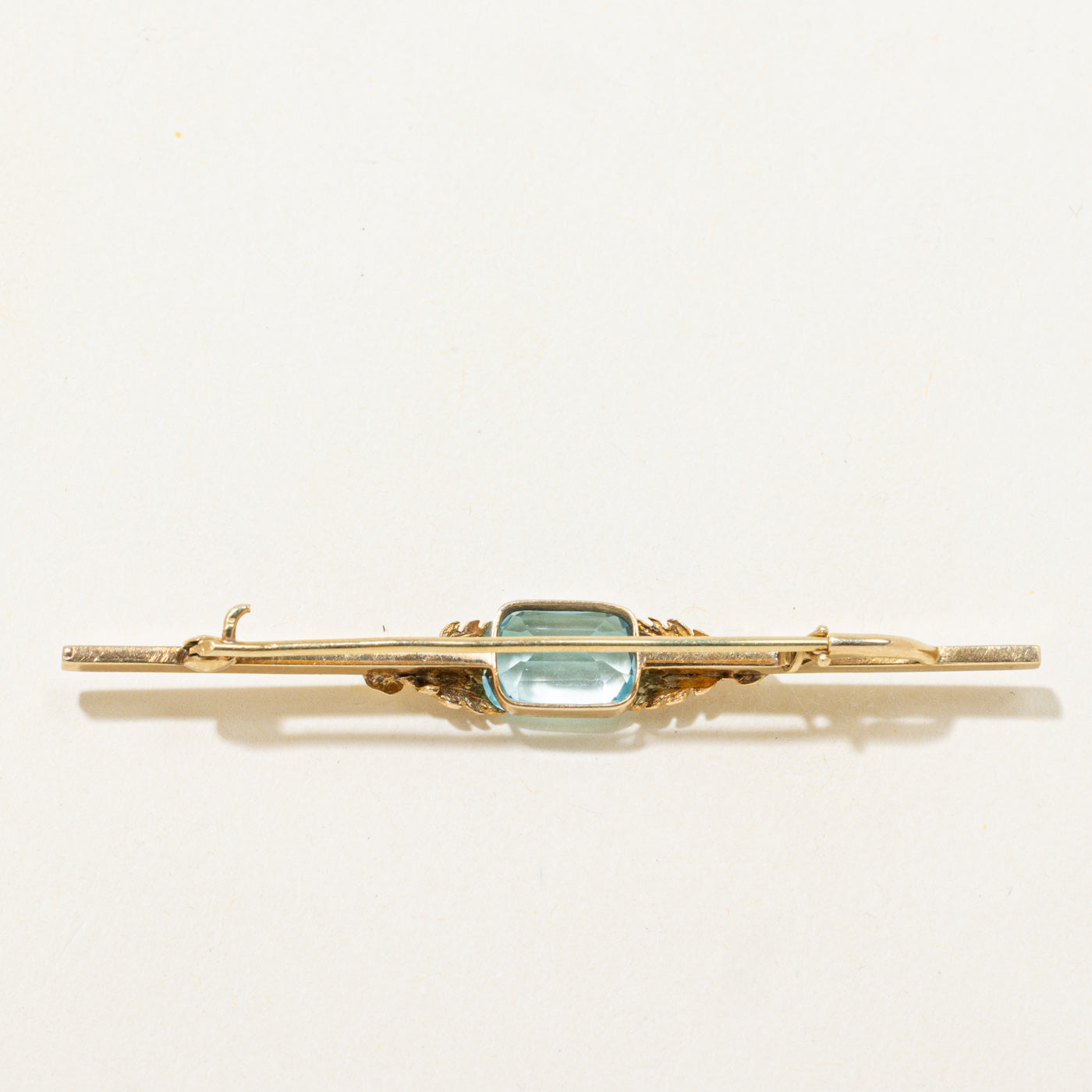 Blue Glass Leaf Motif Brooch | 2.66ct