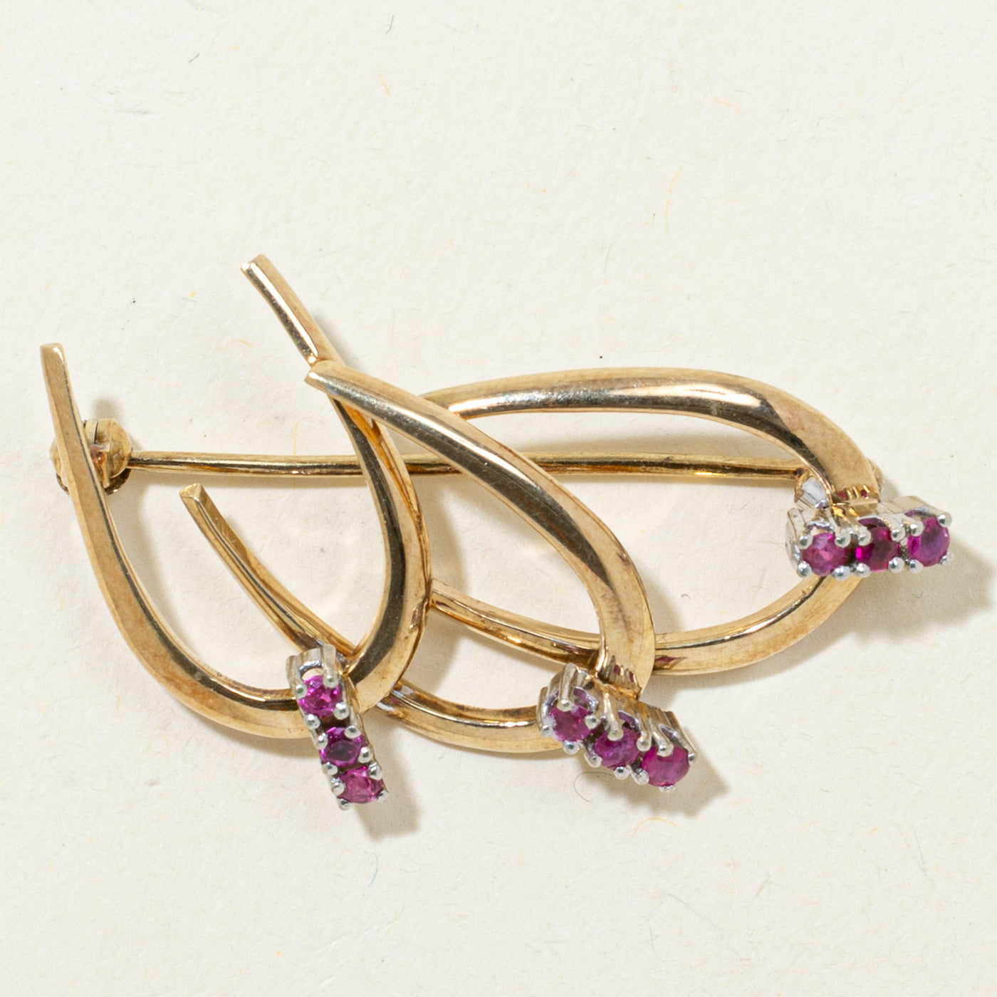 Synthetic Ruby Brooch | 0.33ctw