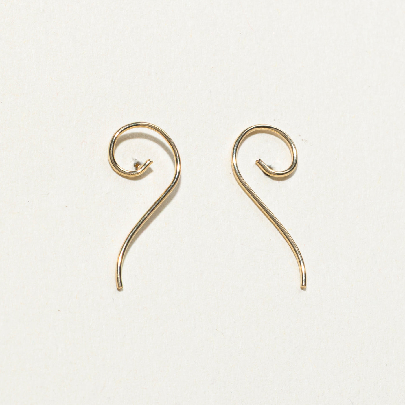 14K Swirl Drop Earring