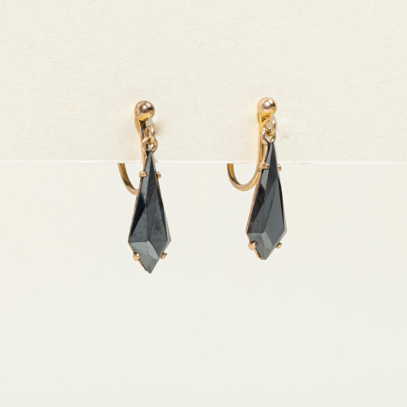 Boucles d'oreilles pendantes géométriques en hématite 10 carats