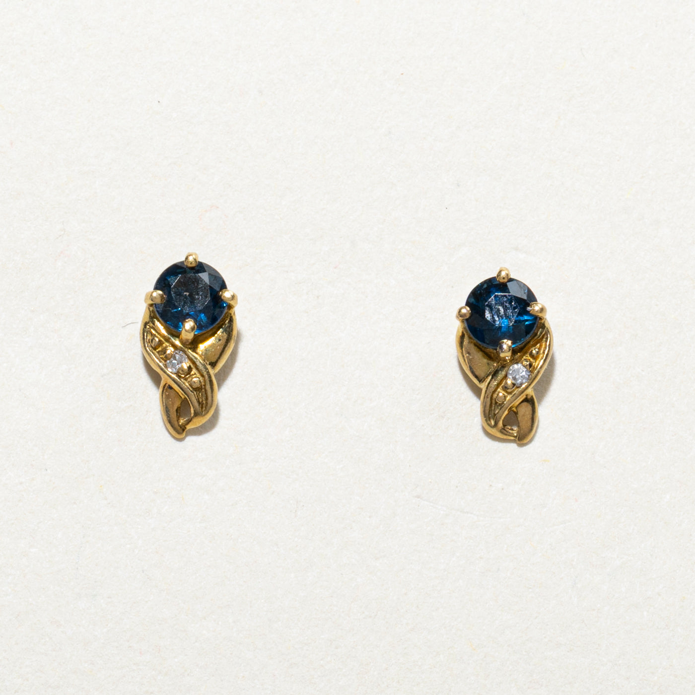 18K Sapphire & Diamond Stud Earrings | 0.26ctw, 0.004ct