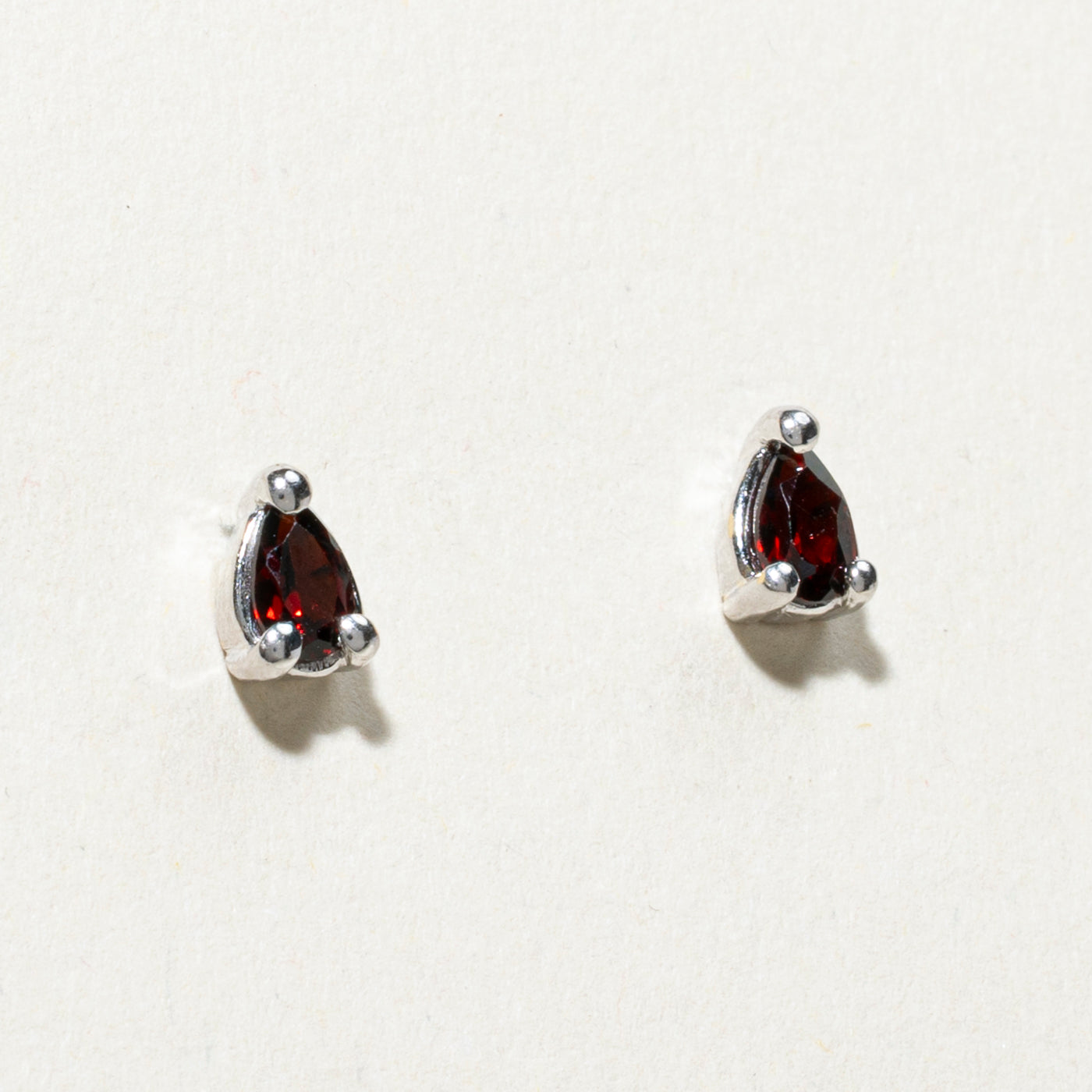 14K Pear Cut Garnet Stud Earrings