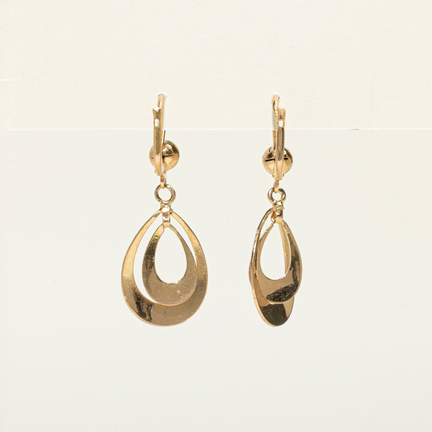 18K Dangling Teardrop Drop Earrings