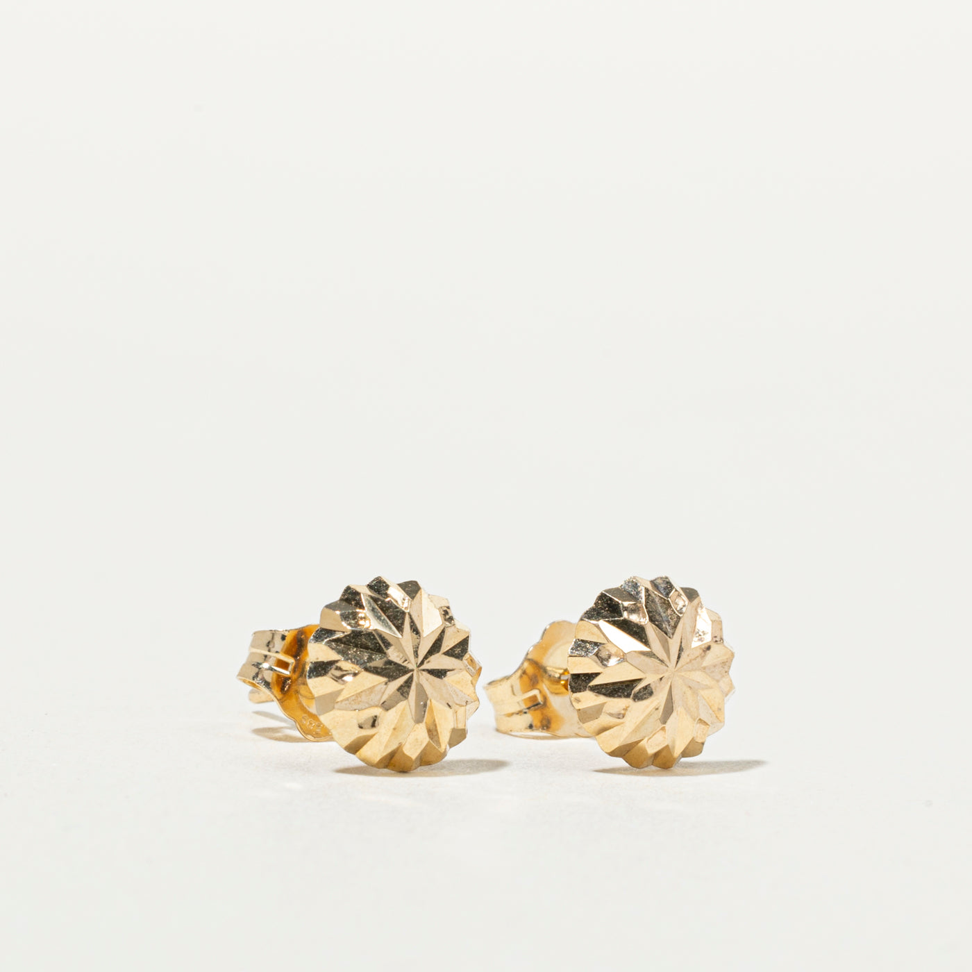 Boucles d'oreilles puces rondes en or 14 carats taillées en diamant