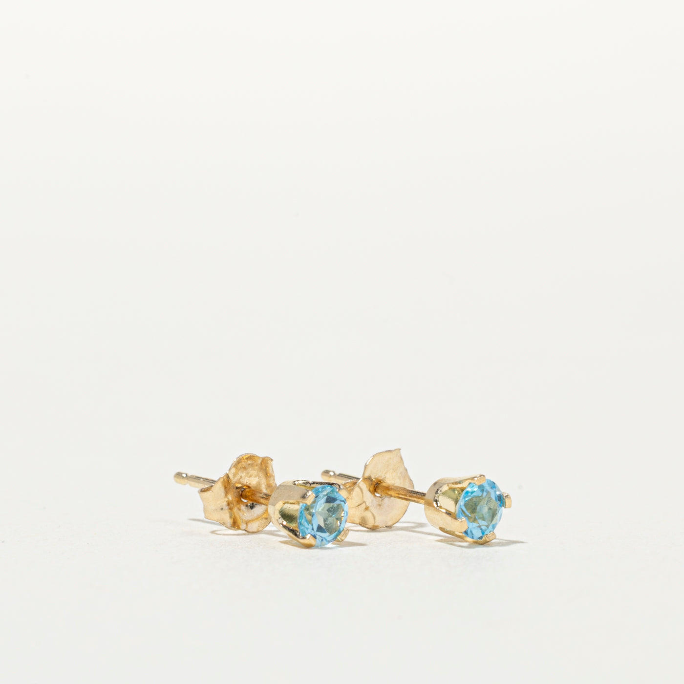 14K Round Cut Topaz Stud Earrings