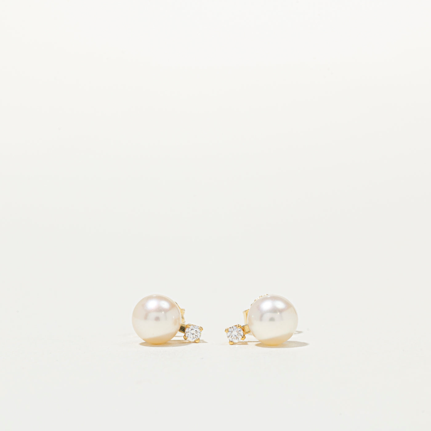 18K Pearl & Diamond Stud Earrings | 0.03ct