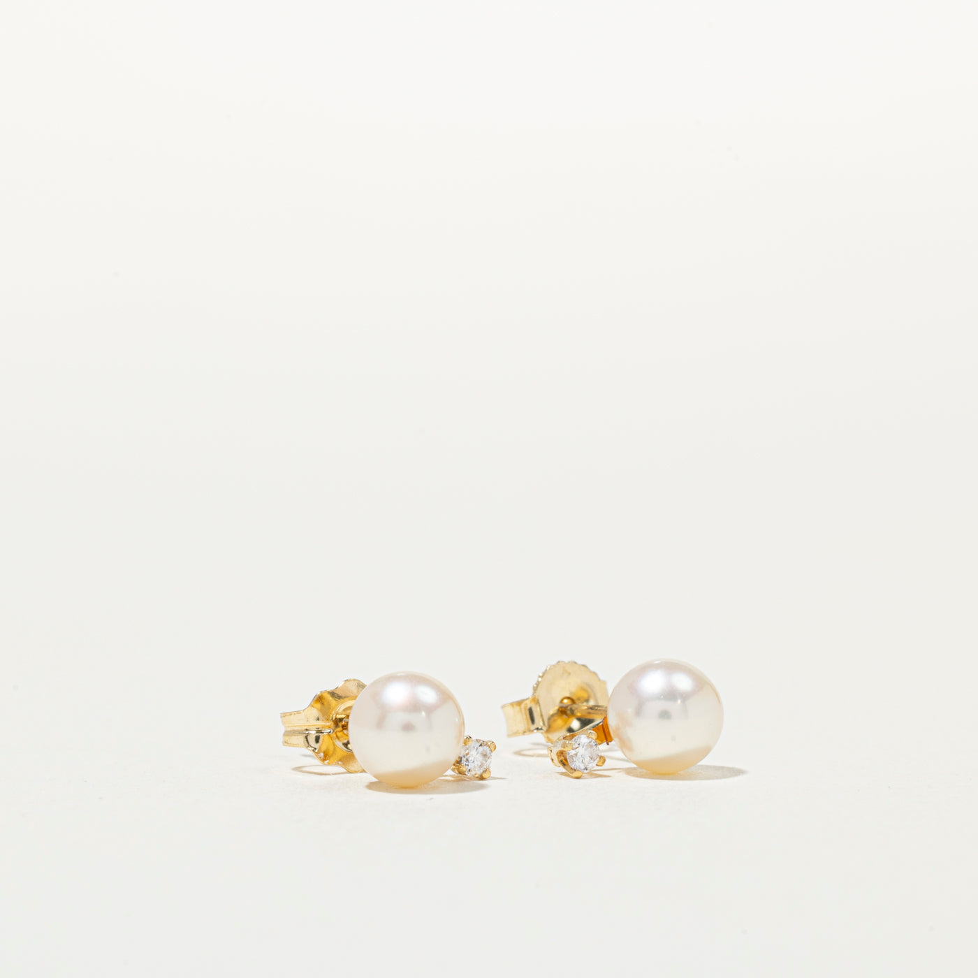 18K Pearl & Diamond Stud Earrings | 0.03ct