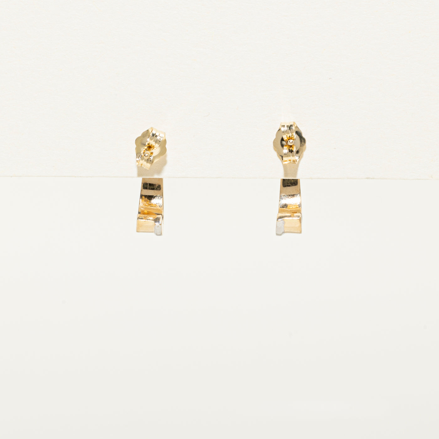 Boucles d'oreilles demi-huggie en or bicolore 14 carats