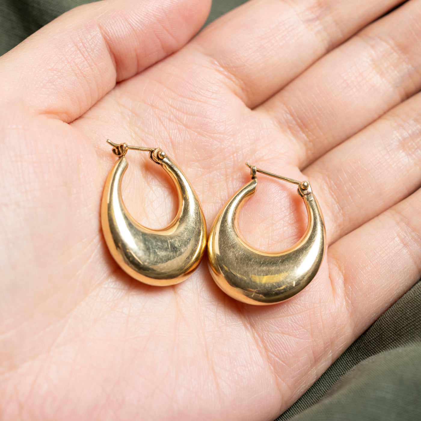 Boucles d'oreilles créoles en or jaune 10 carats