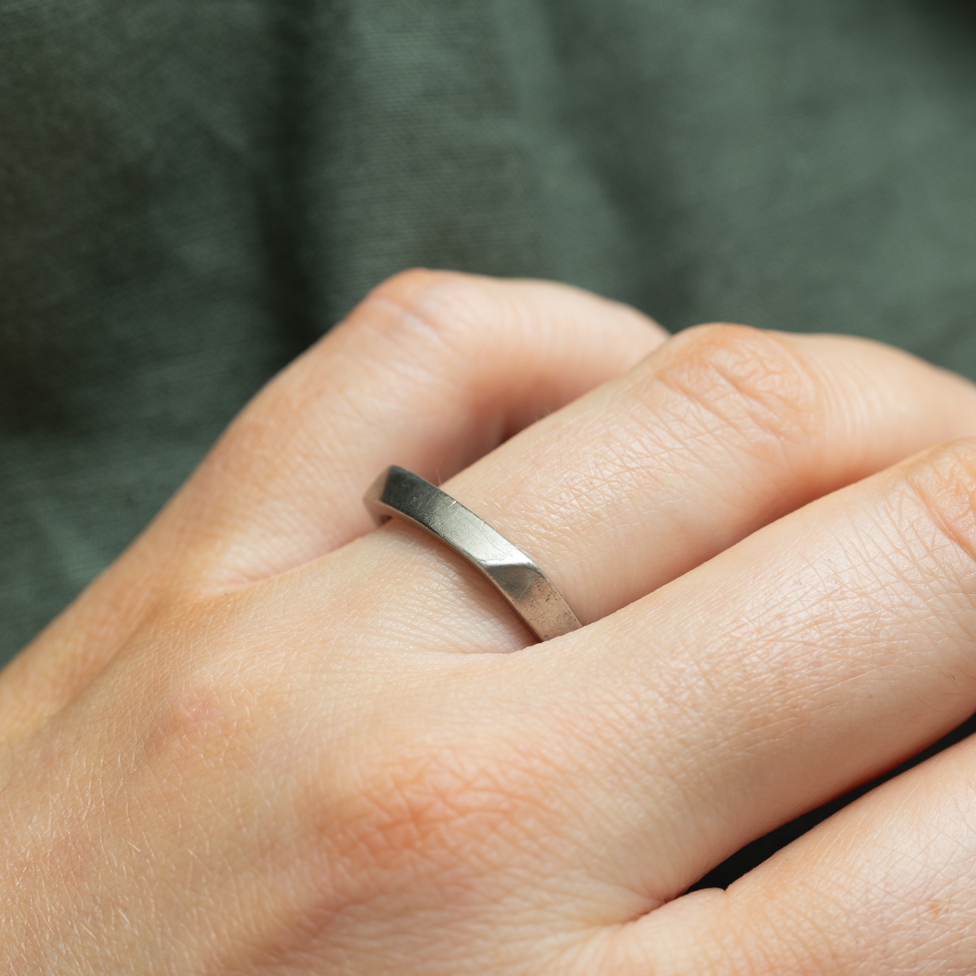 'Tiffany & Co.' Frank Gehry Torque Ring | SZ 6.0 |