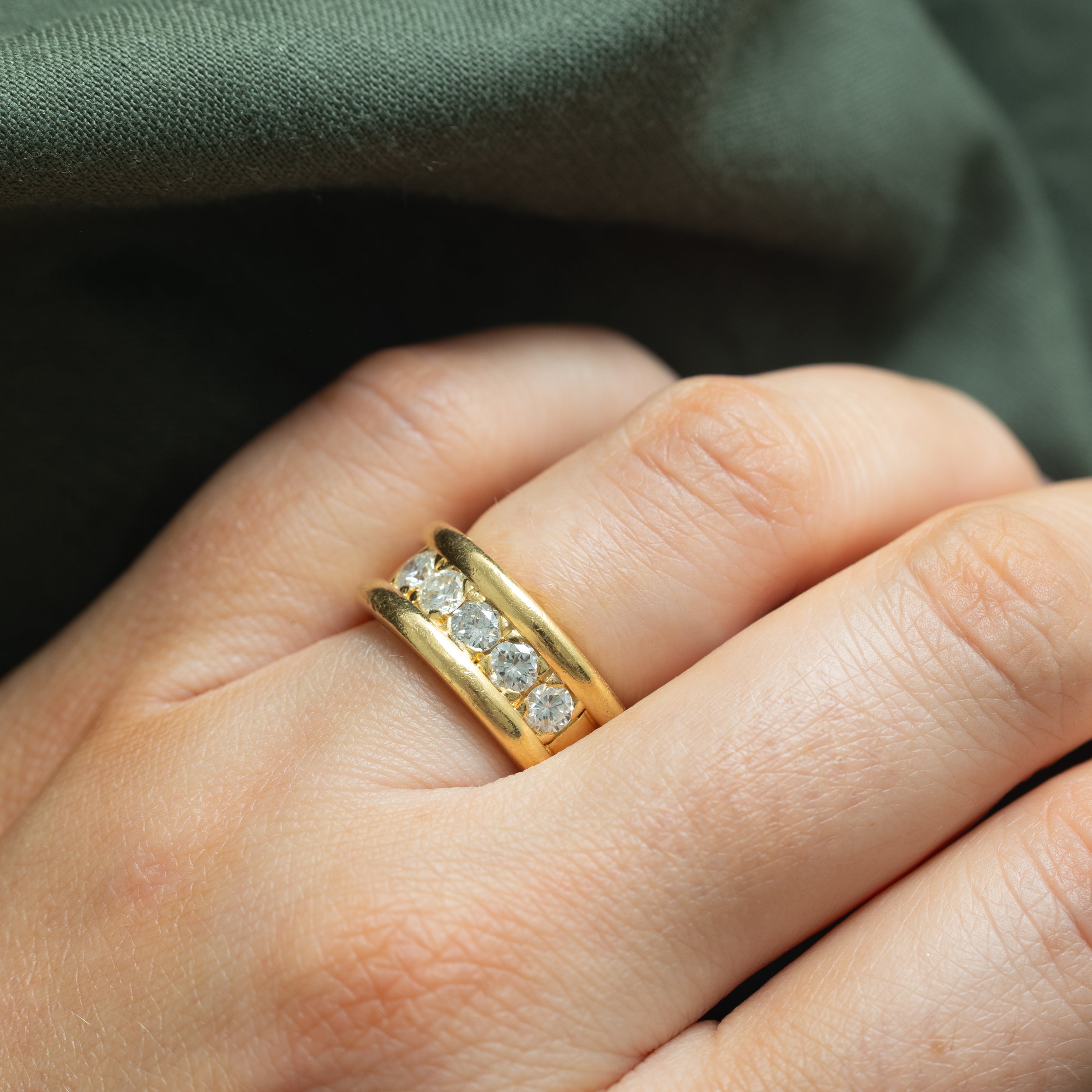 Five Stone Diamond Chunky Band | 0.85ctw | SZ 5.0 |