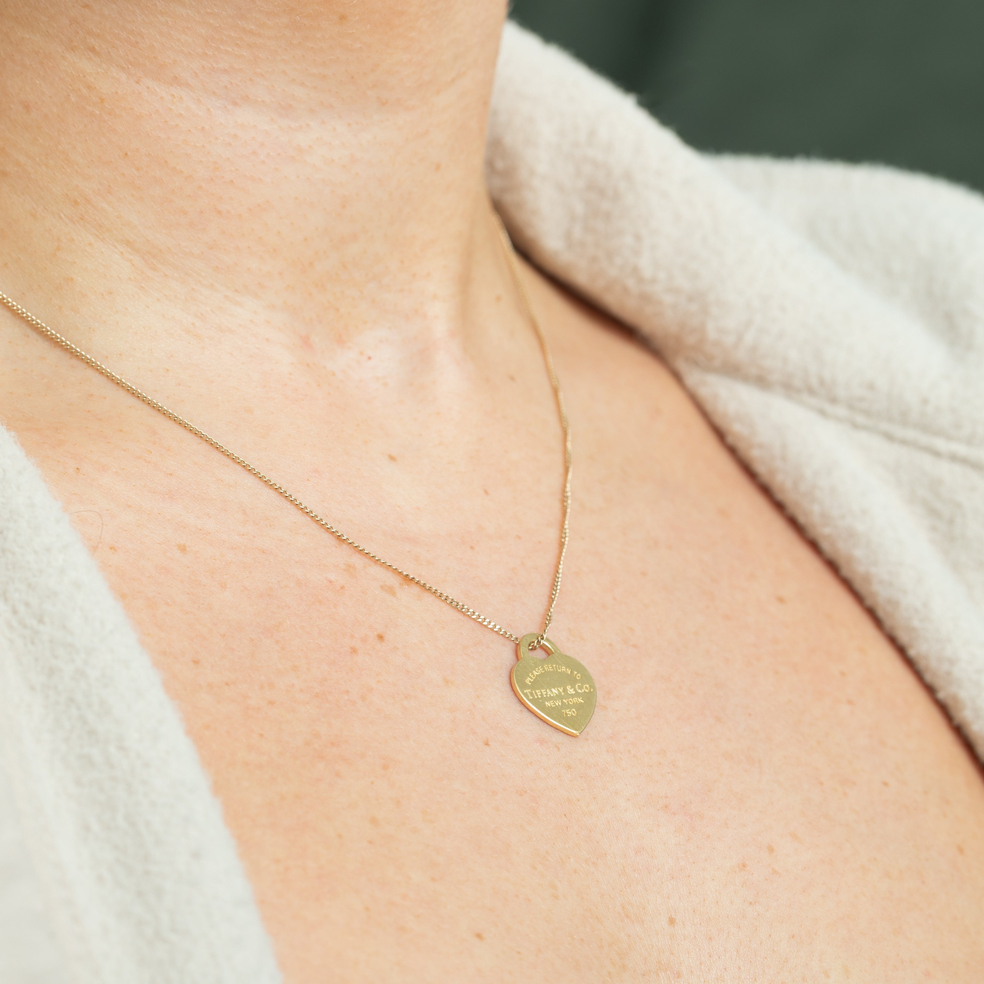 'Tiffany & Co.' Return to Tiffany Heart Tag Pendant