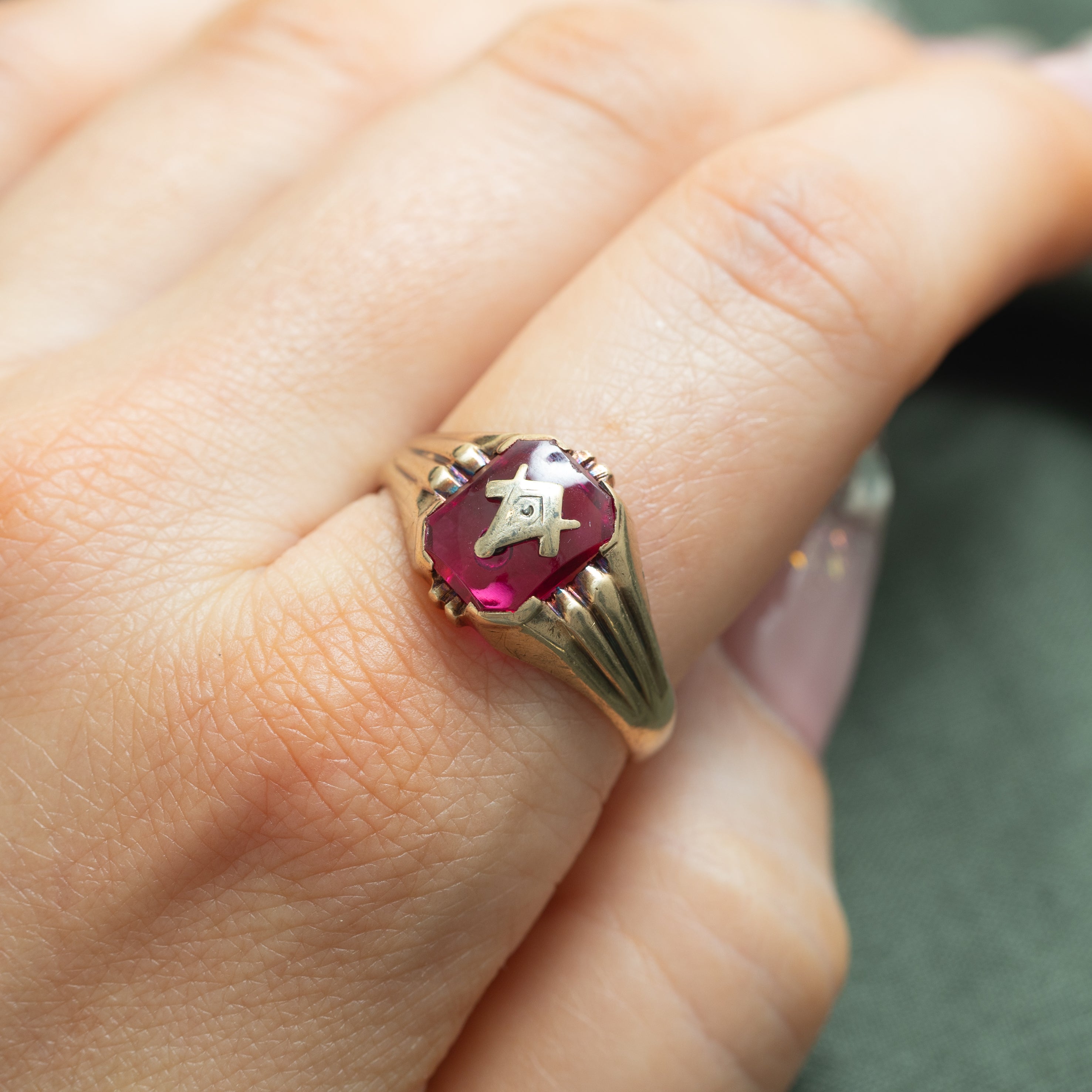 'Birks' Synthetic Ruby Free Mason Signet Ring | 1.95ct | SZ 11.25 |