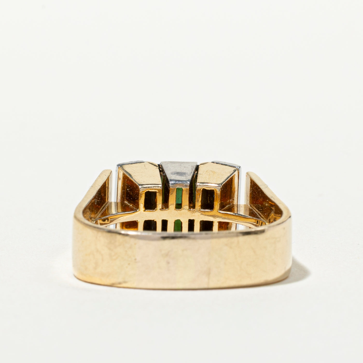 Bague en tourmaline verte et diamants | 1,04 ct, 0,17 ct au total | Taille 8,5