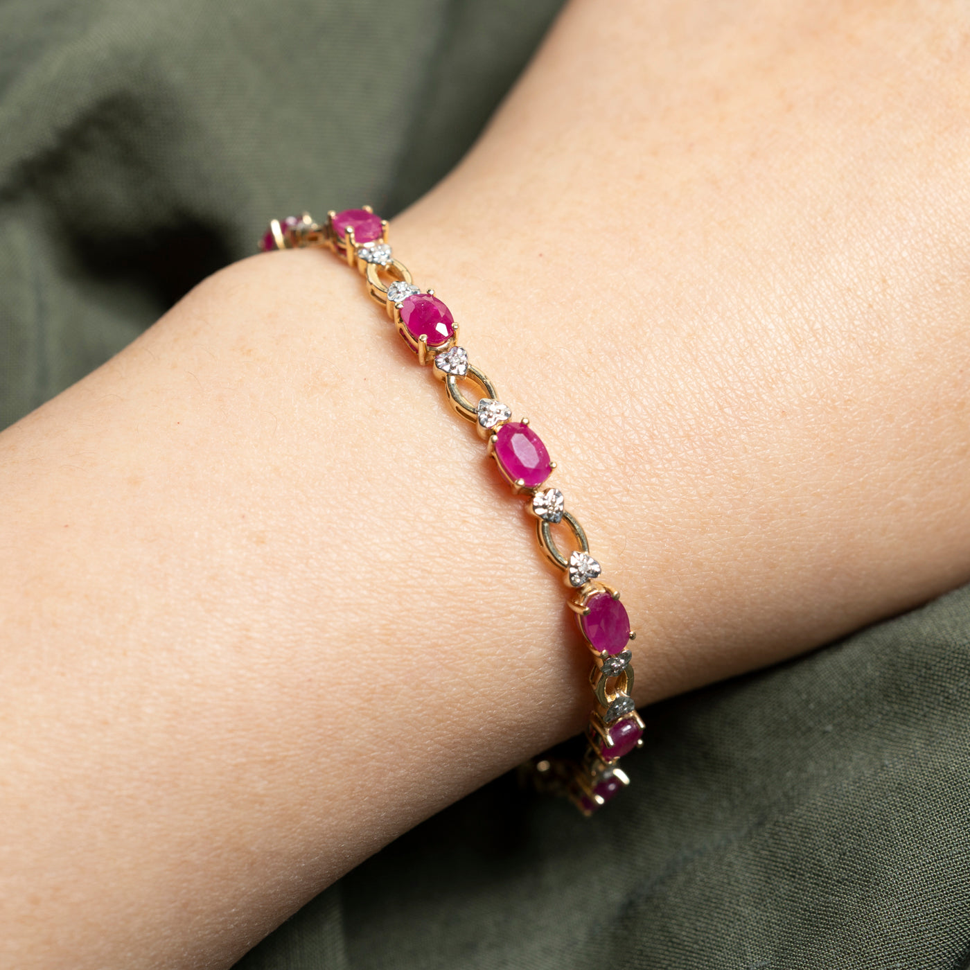 Ruby & Diamond Tennis Bracelet | 6.72ctw, 0.12ctw | 7.25"