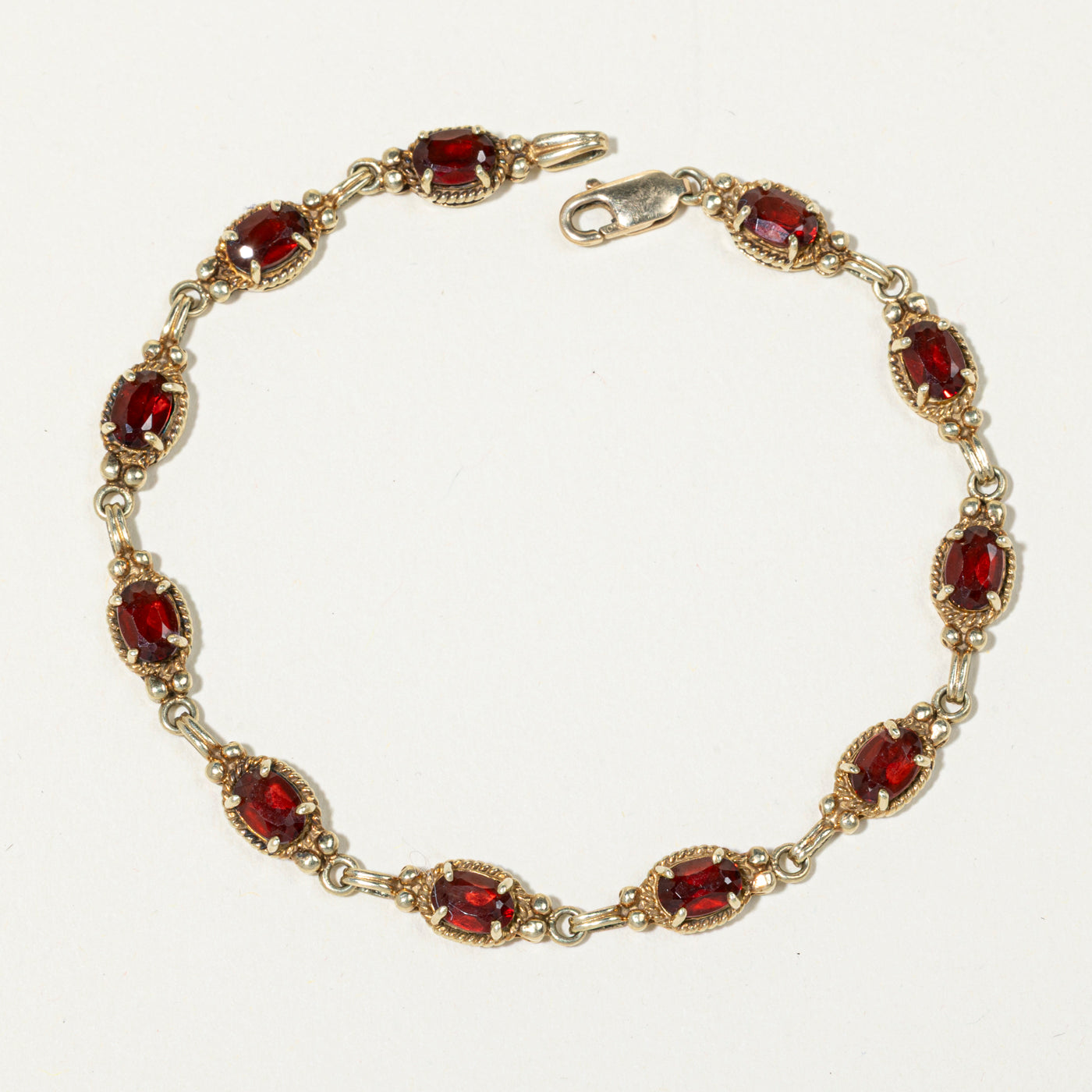 Bracelet ligne en grenat (almandin) | 6,16 ct | 19 cm