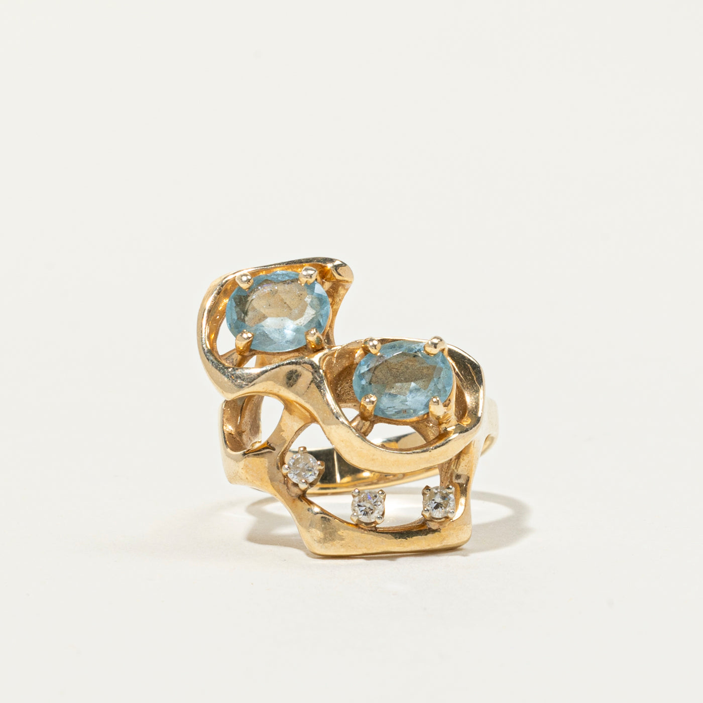 Aquamarine and Diamond Cocktail Ring | 2.08ctw, 0.14ctw | SZ 7.25