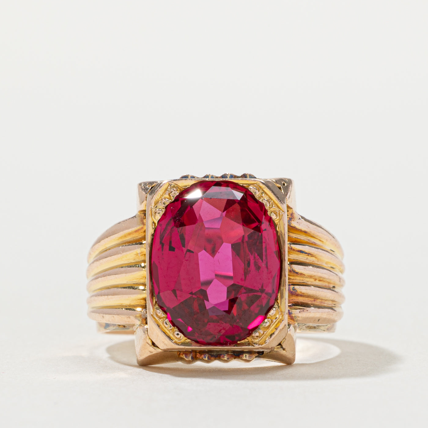 14k Synthetic Ruby Grooved Chunky Ring | 4.00ct | SZ 5.75