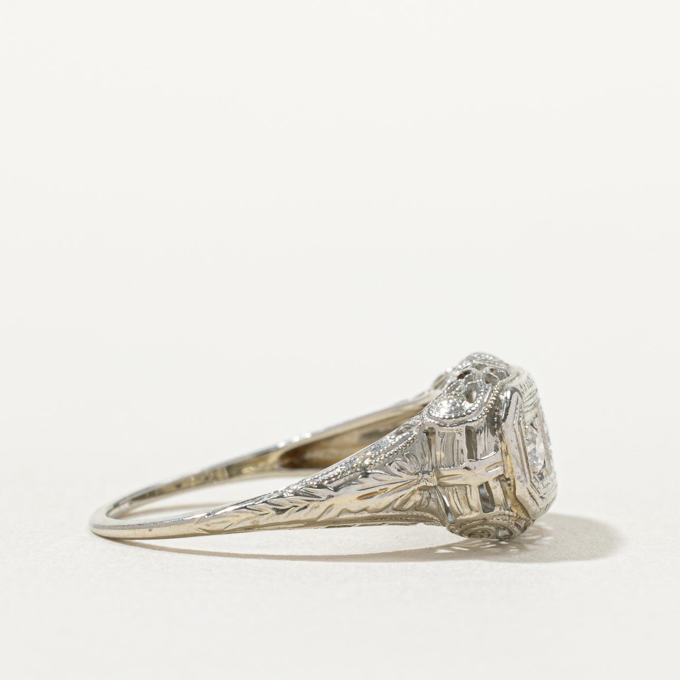 ***PRIX*** Bague en or 18 carats 9158-22