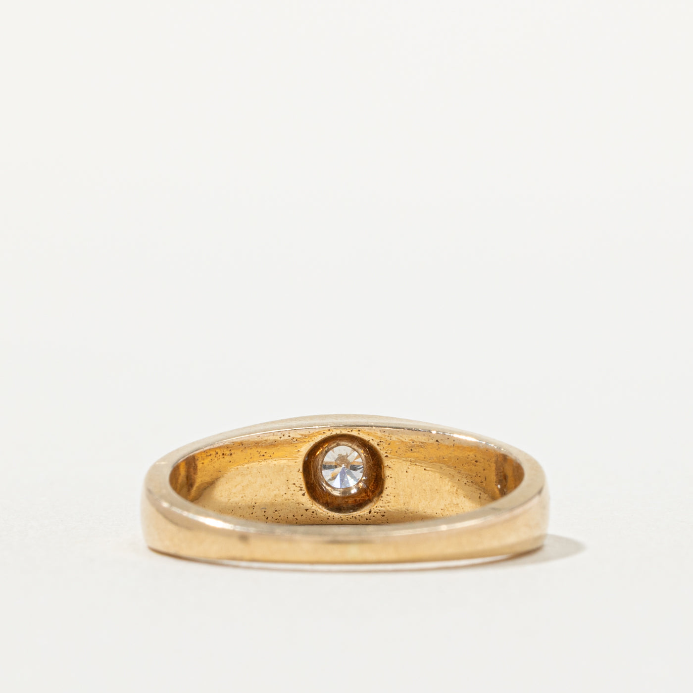 18k Flush Set Diamond Band | 0.11ctw | SZ 6