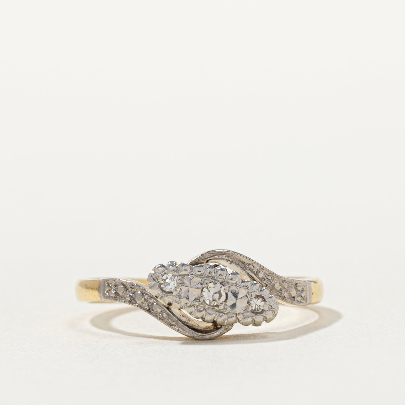 18k Illusion Set Diamond Cluster Bypass Ring | 0.04ctw | SZ 6.5
