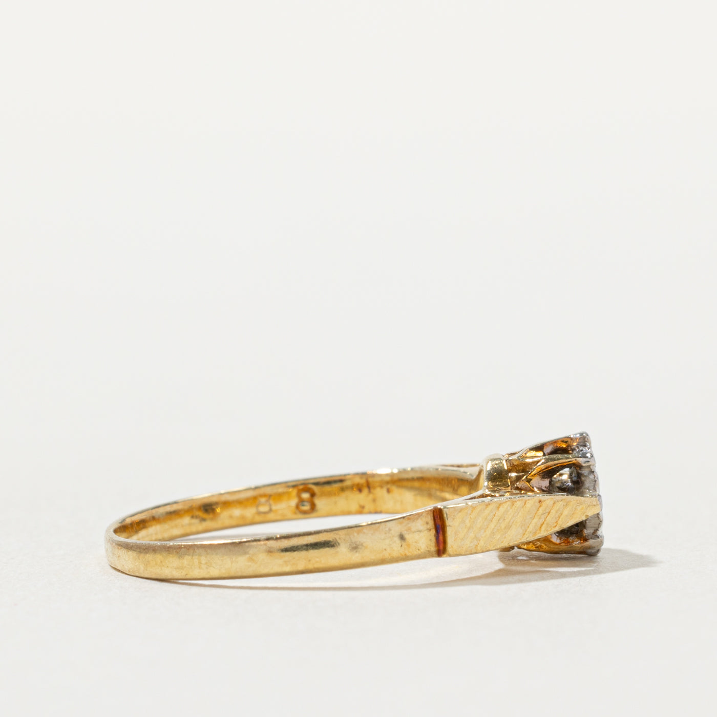 18k Illusion Set Diamond Textured Ring | 0.03ctw | SZ 5.25