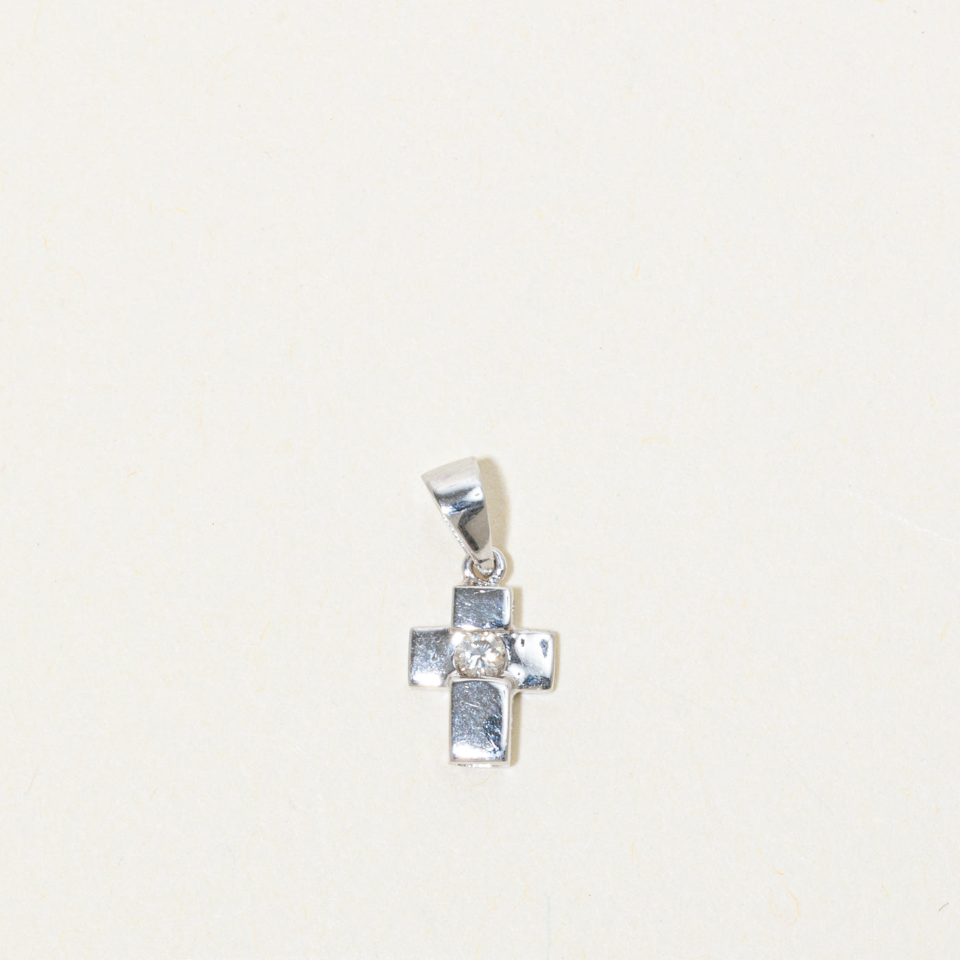 18k White Gold Diamond Cross Pendant
