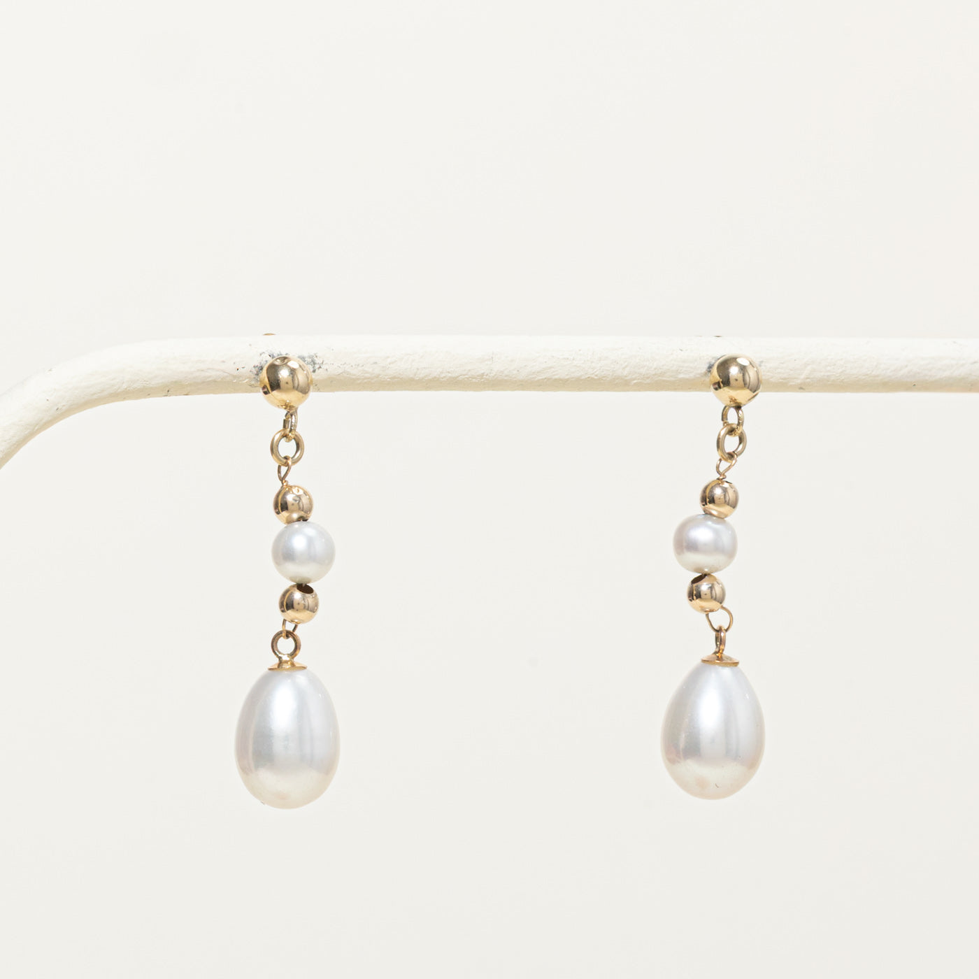 14k Pearl Drop Earrings