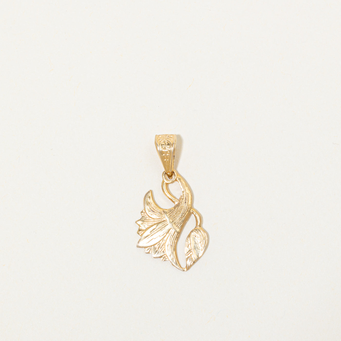 14k Egyptian Lily Pendant