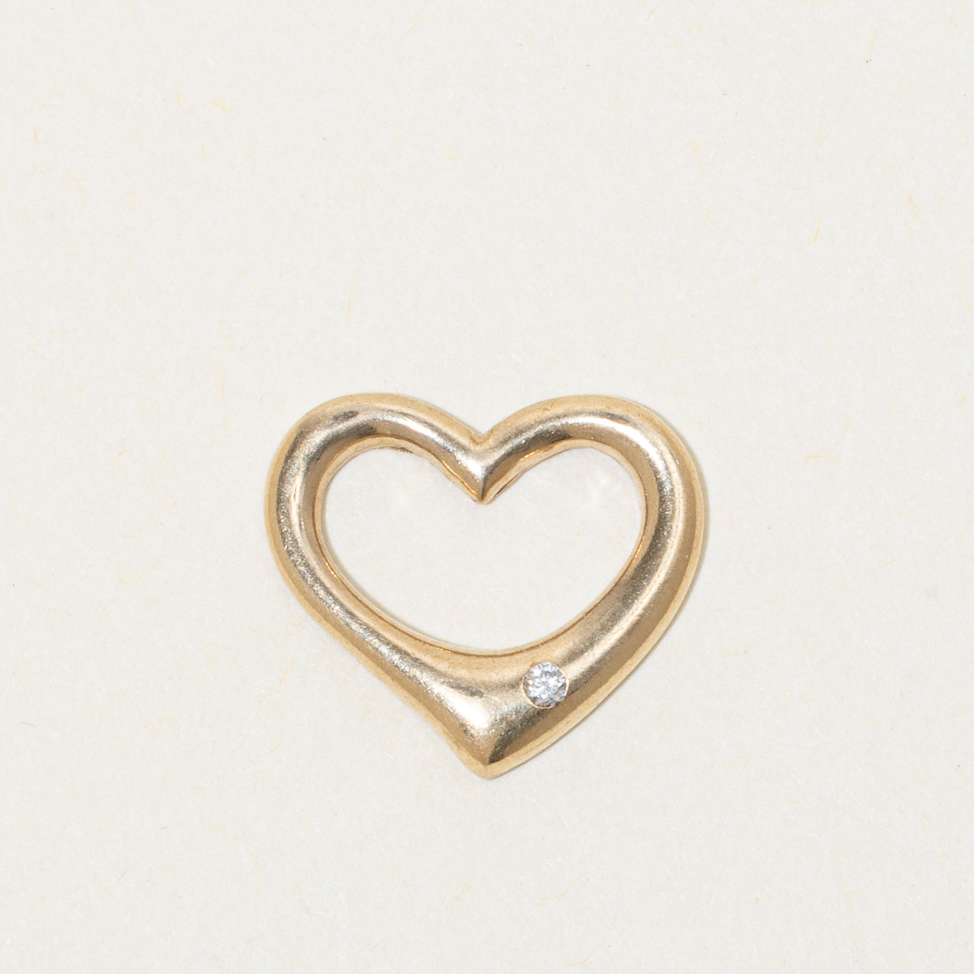10k Diamond Heart Pendant