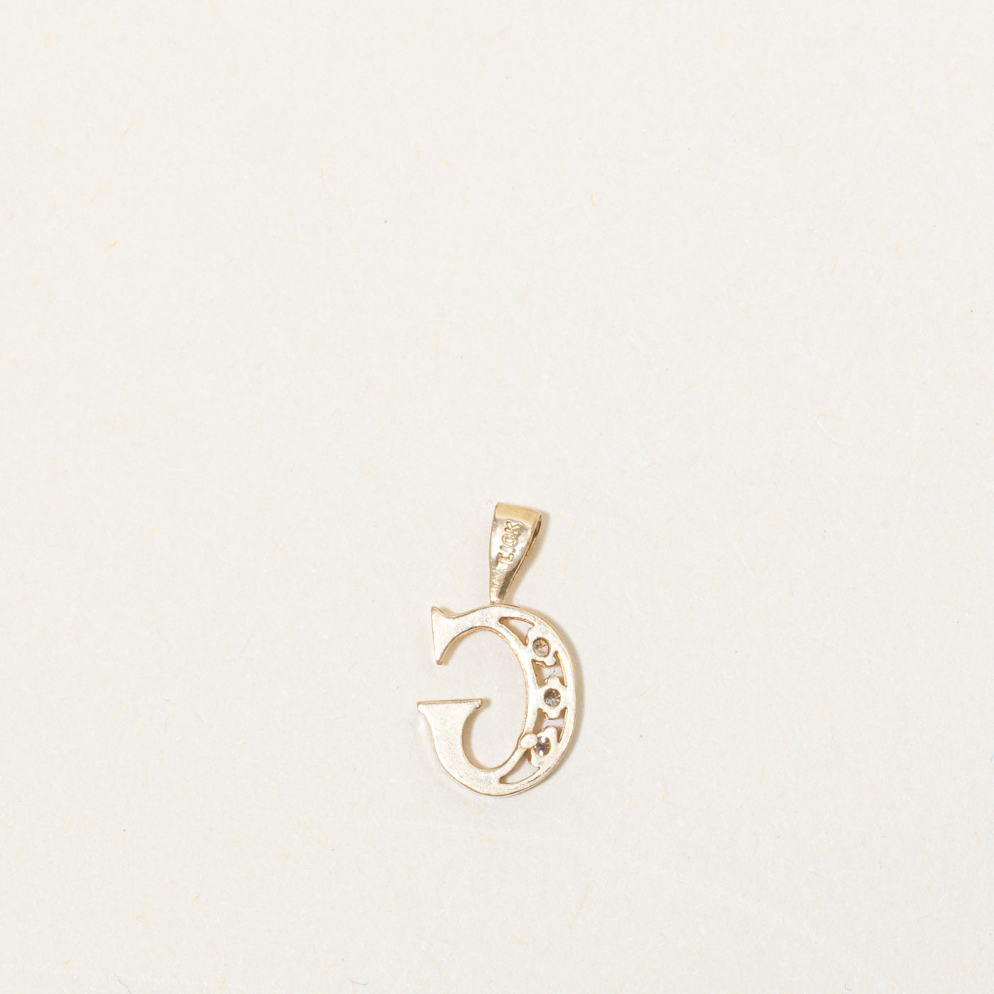 10k Diamond "G" Initial Pendant