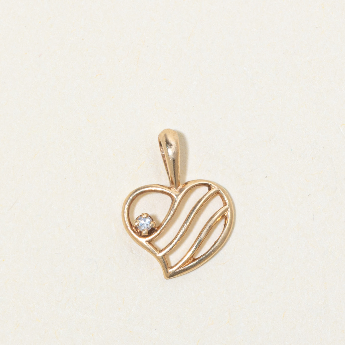 10k Diamond Openwork Heart Pendant